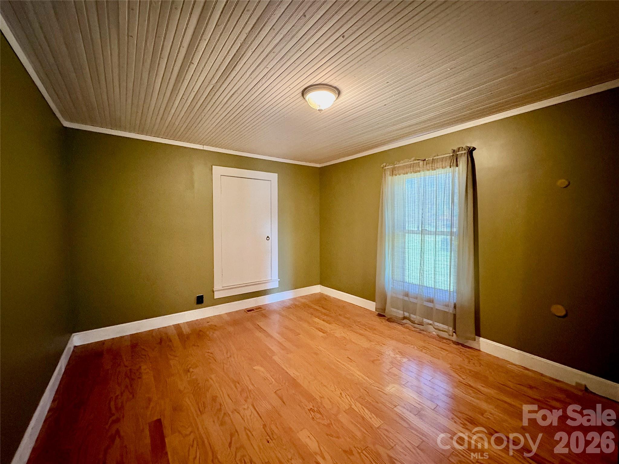 4366 Lynn Martin Lane — Lenoir