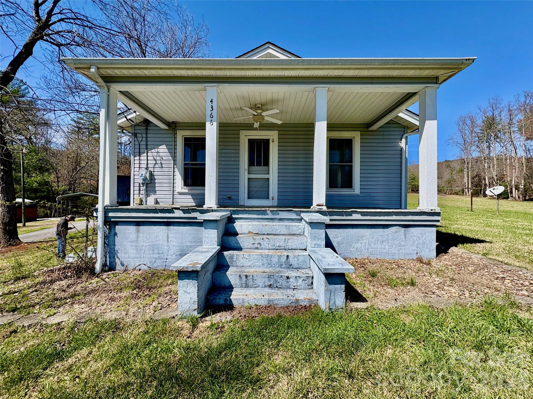 4366 Lynn Martin Lane — Lenoir