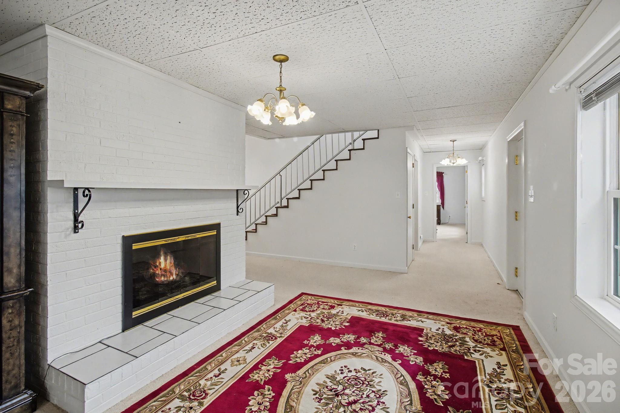 24 Church Street — Weaverville