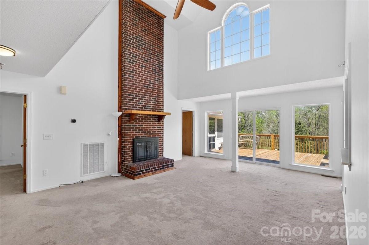 2976 / 2980 Propst Road — Clover