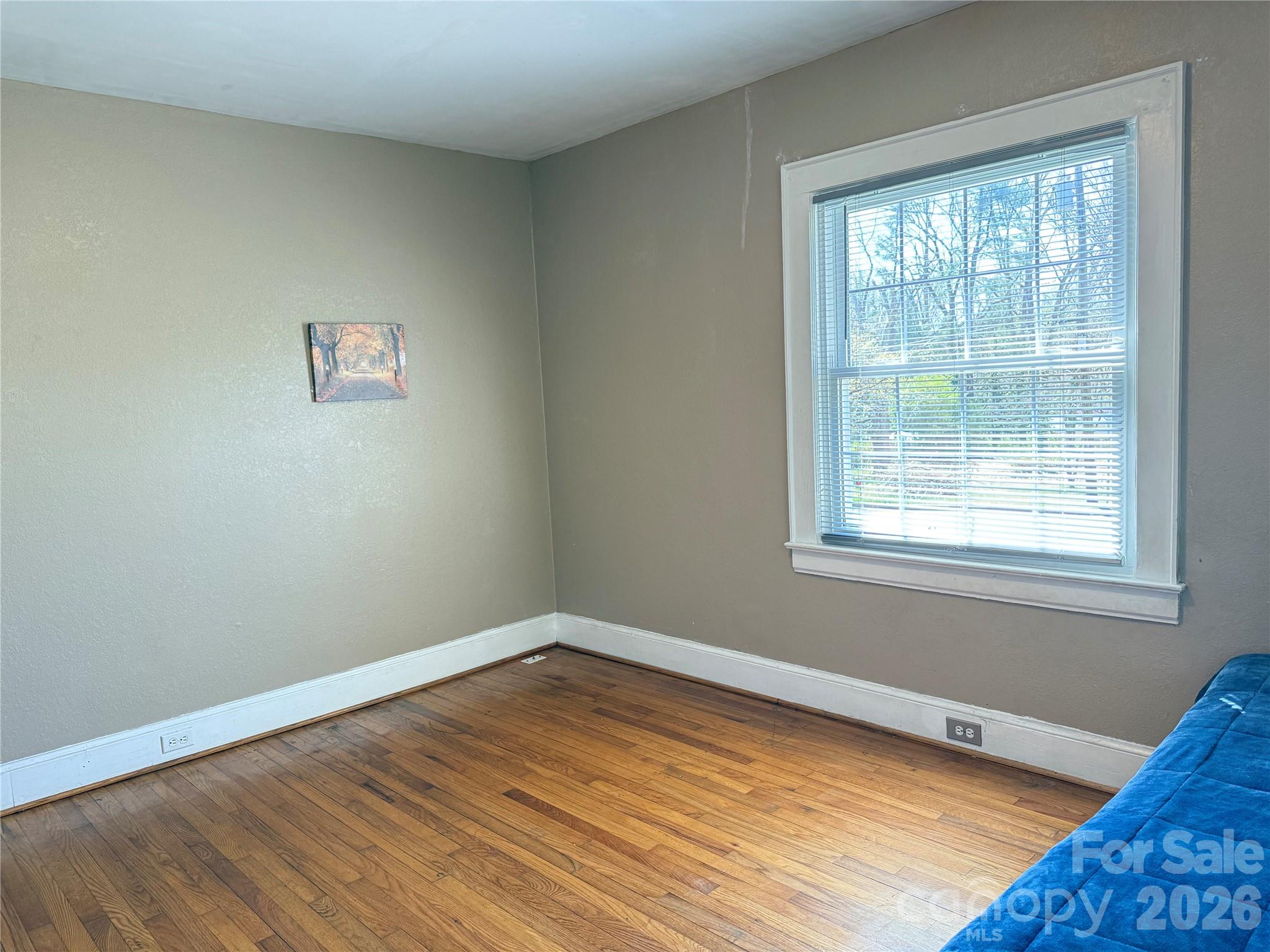 316 Sharon Avenue NW — Lenoir