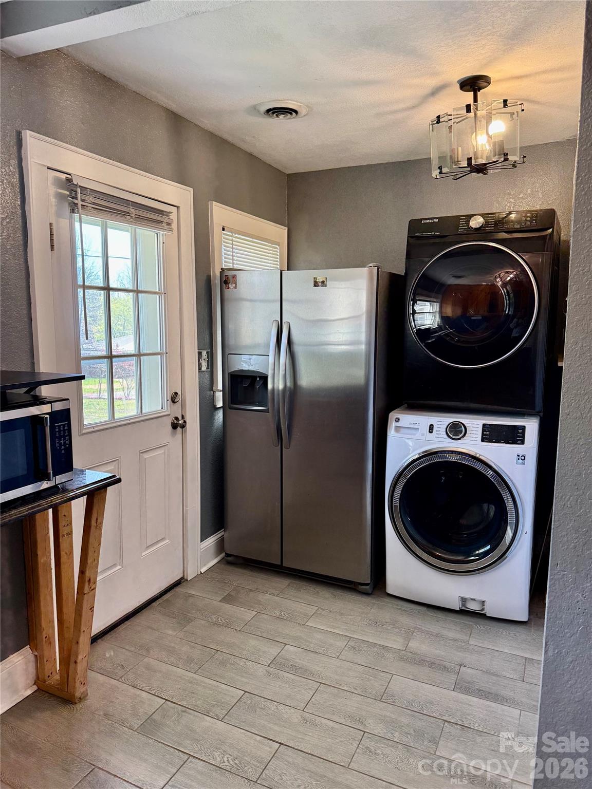 316 Sharon Avenue NW — Lenoir