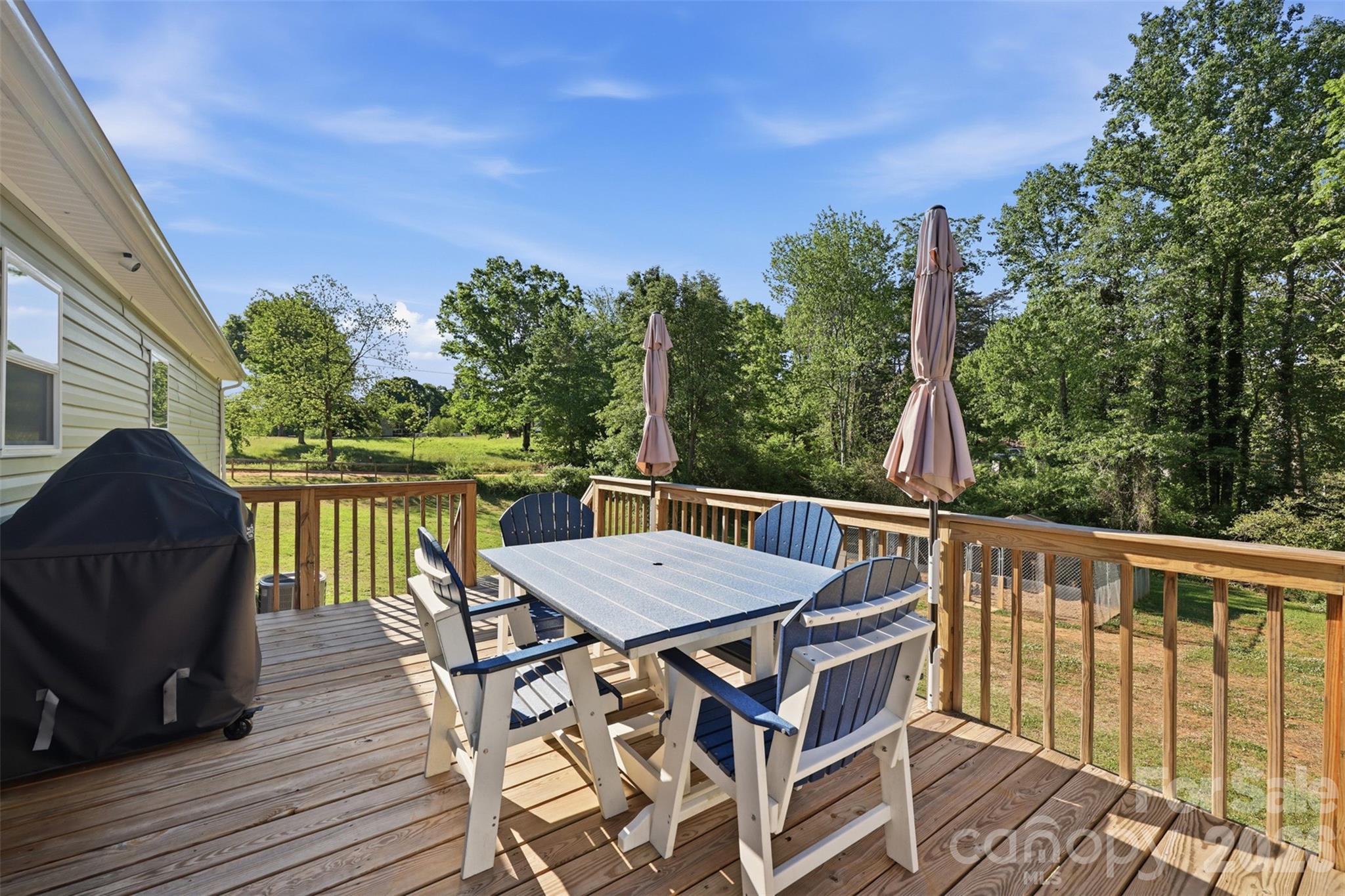 6591 George Hildebran School Road — Hickory