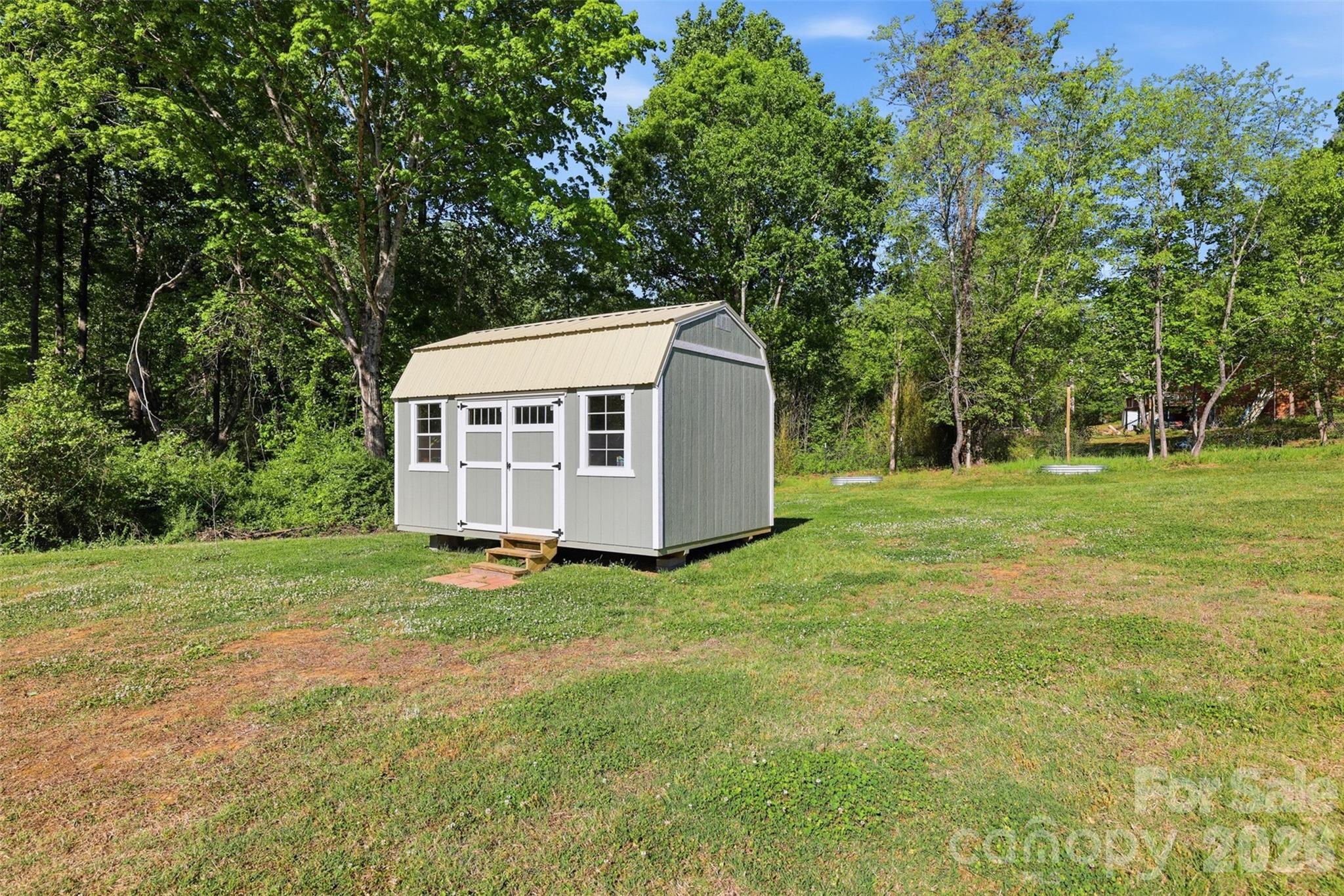 6591 George Hildebran School Road — Hickory