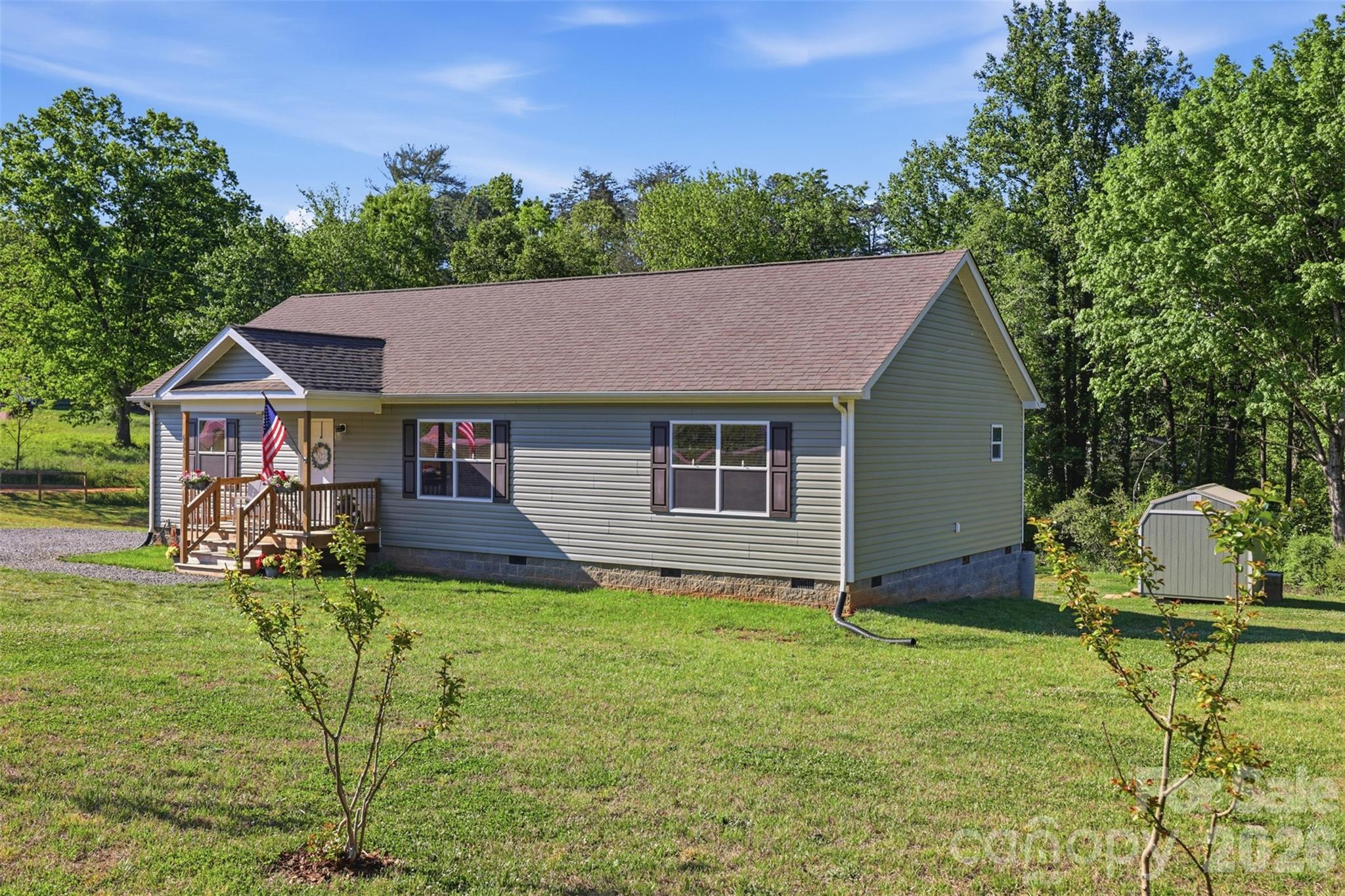 6591 George Hildebran School Road — Hickory