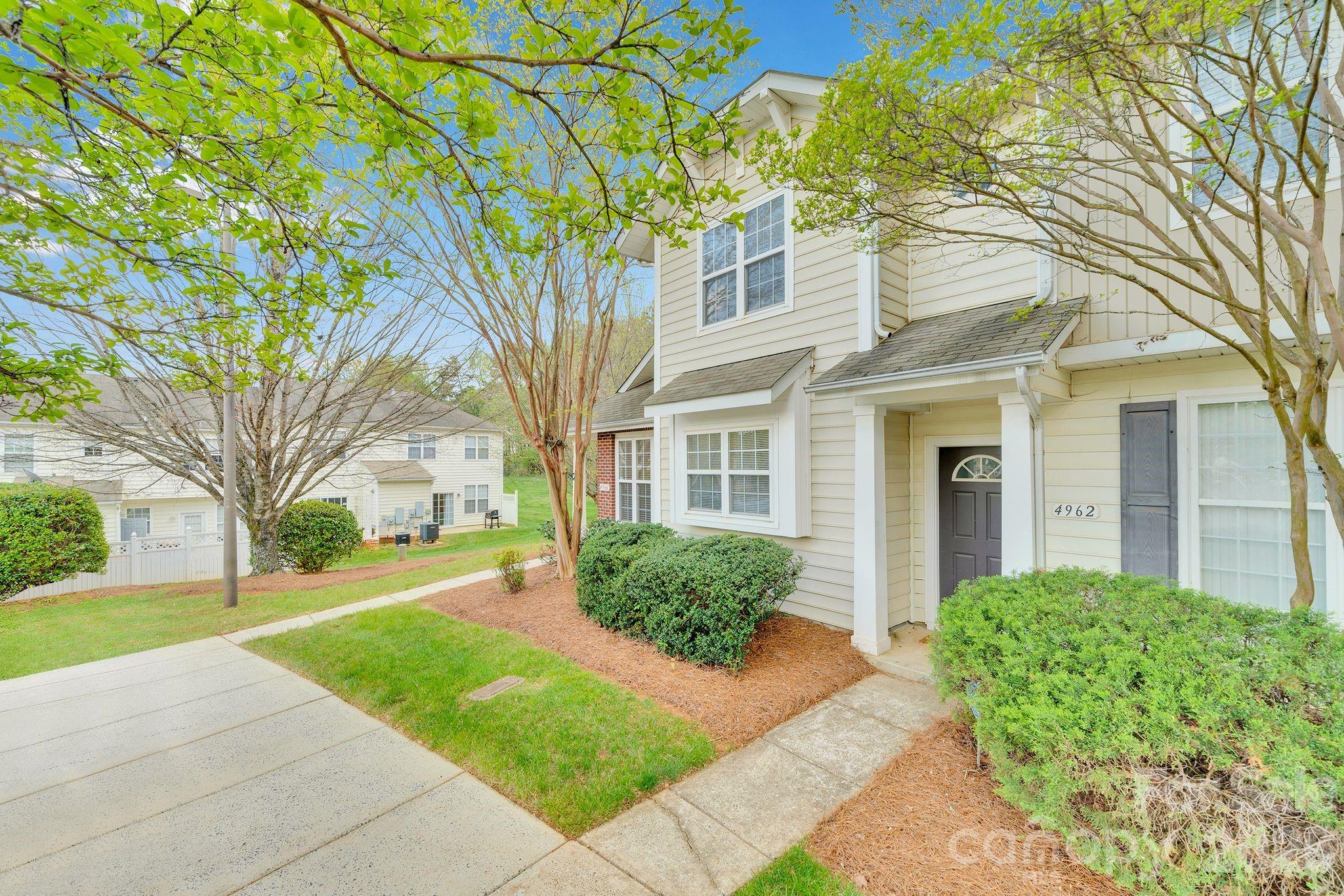 4966 Sunset Ridge Court — Charlotte