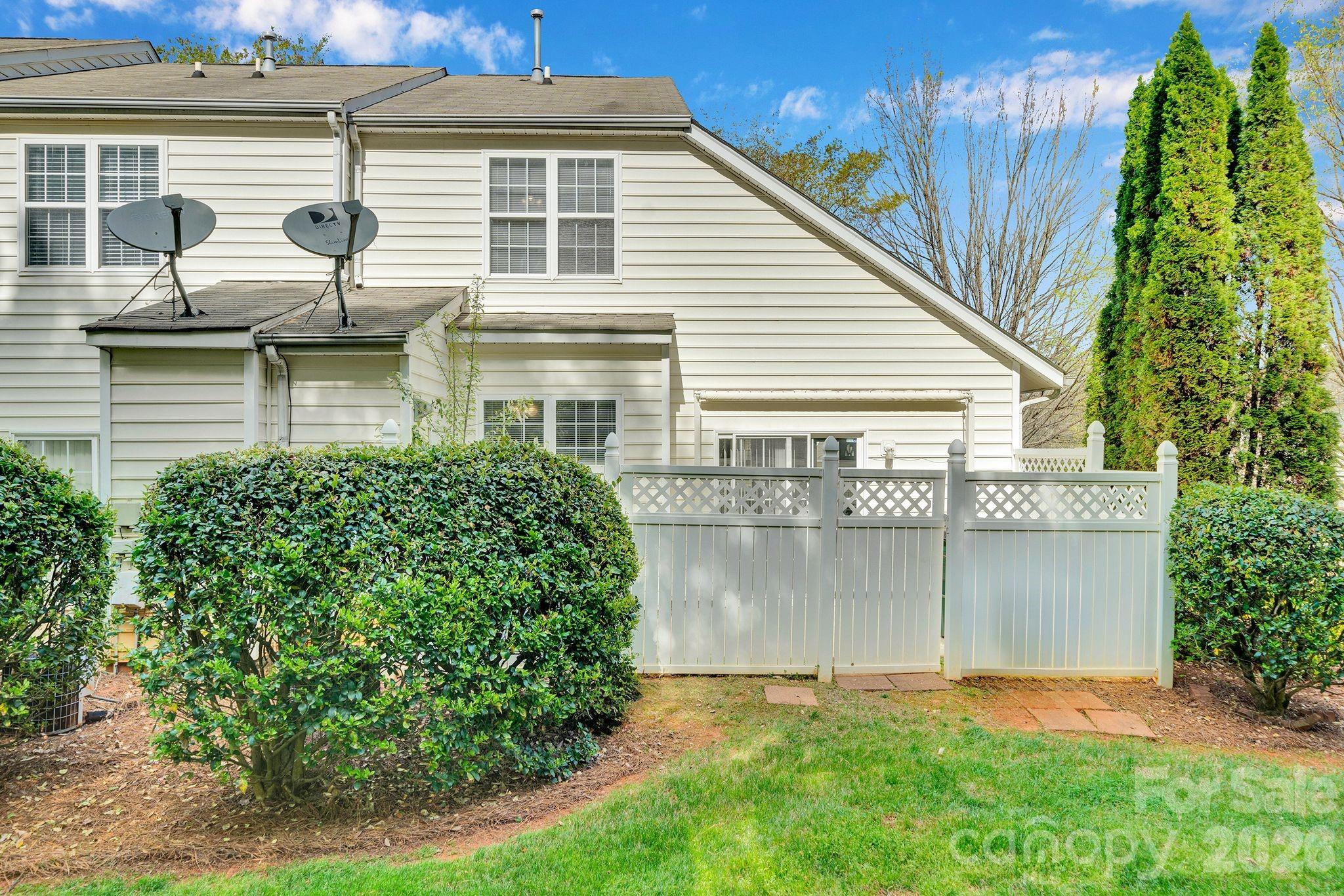4966 Sunset Ridge Court — Charlotte