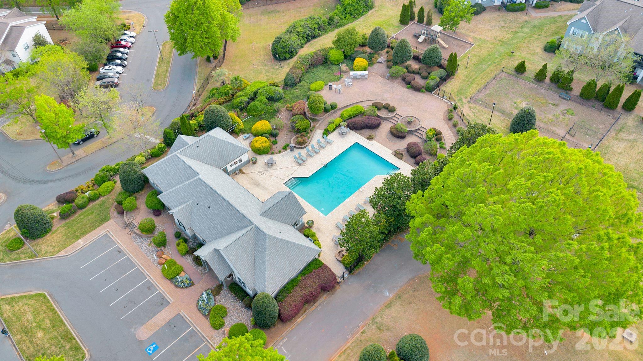 4966 Sunset Ridge Court — Charlotte
