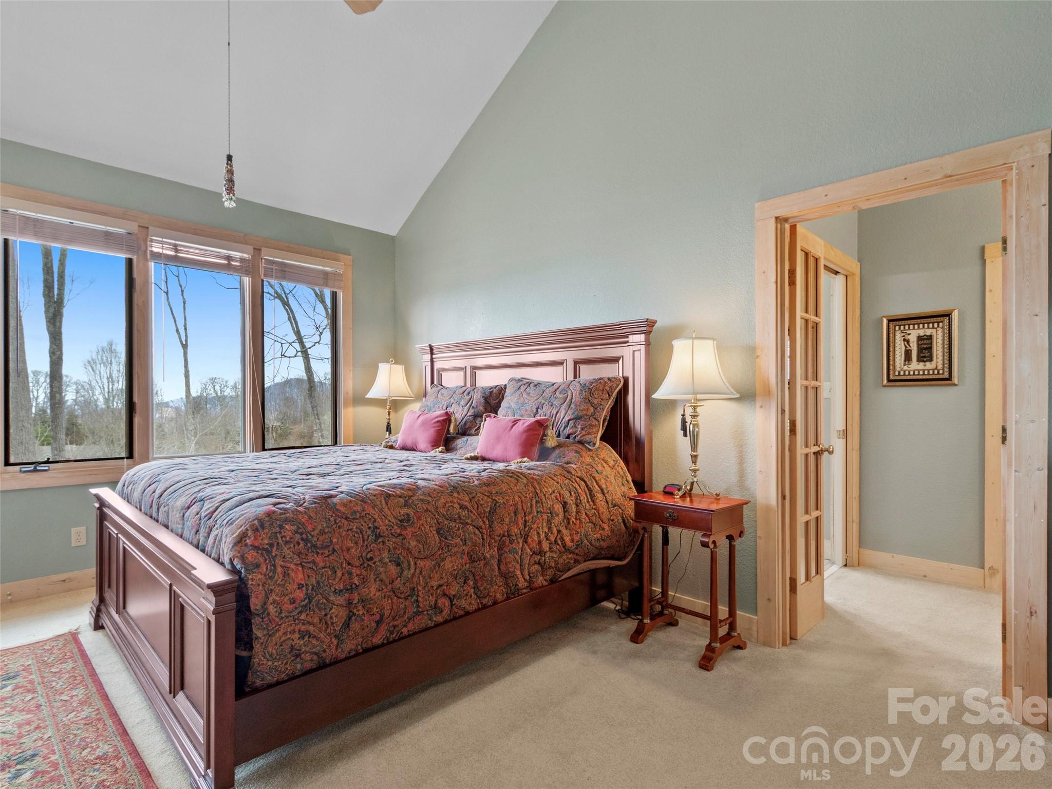 2163 Mountain Air Drive — Burnsville