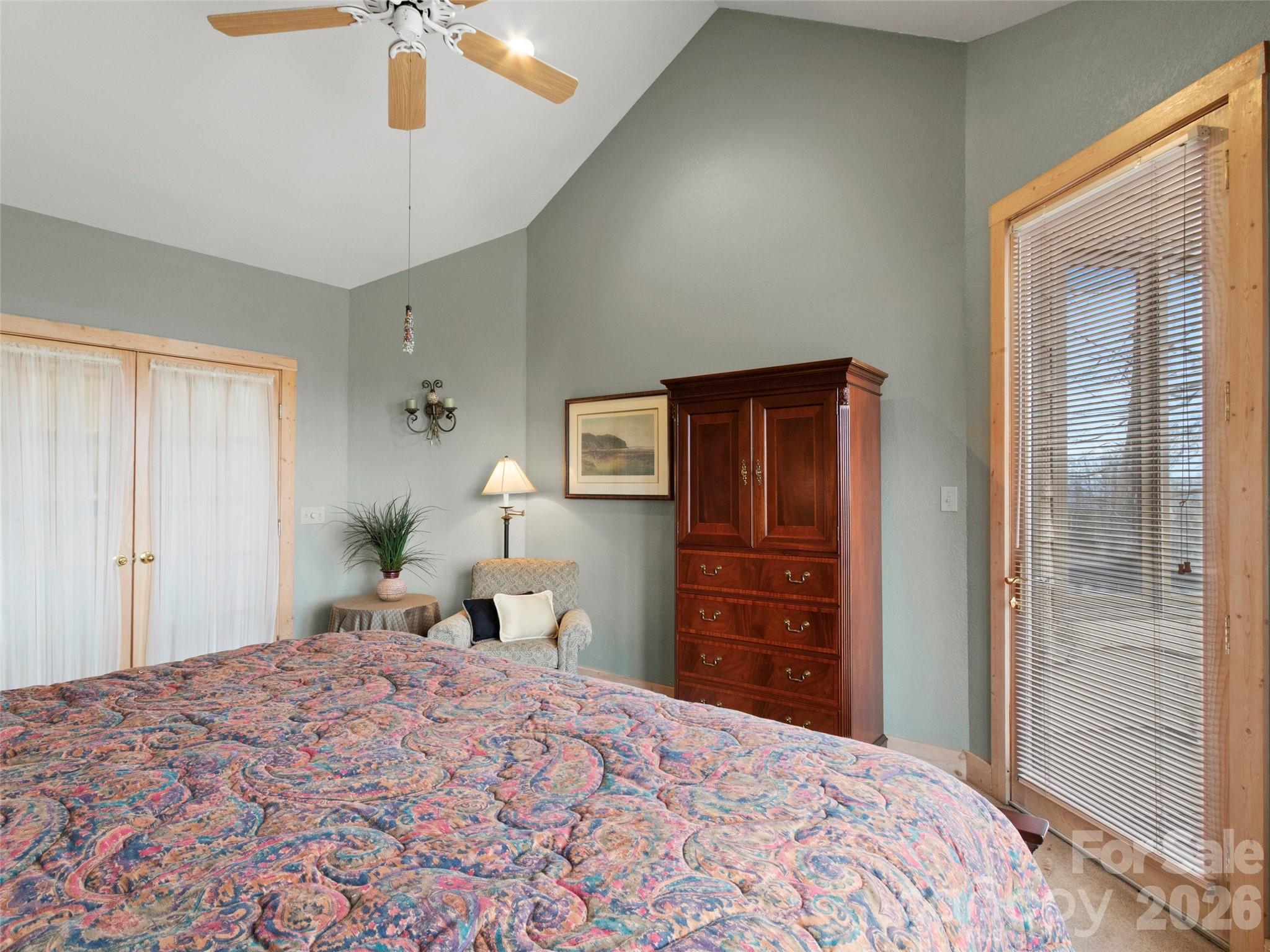 2163 Mountain Air Drive — Burnsville