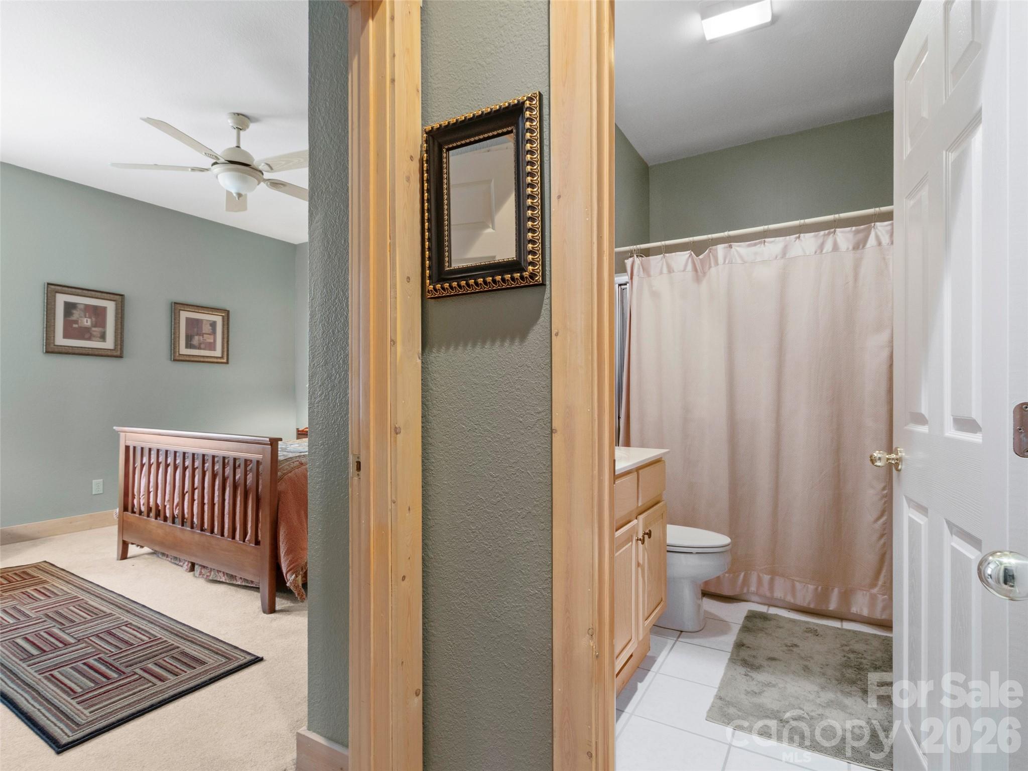 2163 Mountain Air Drive — Burnsville