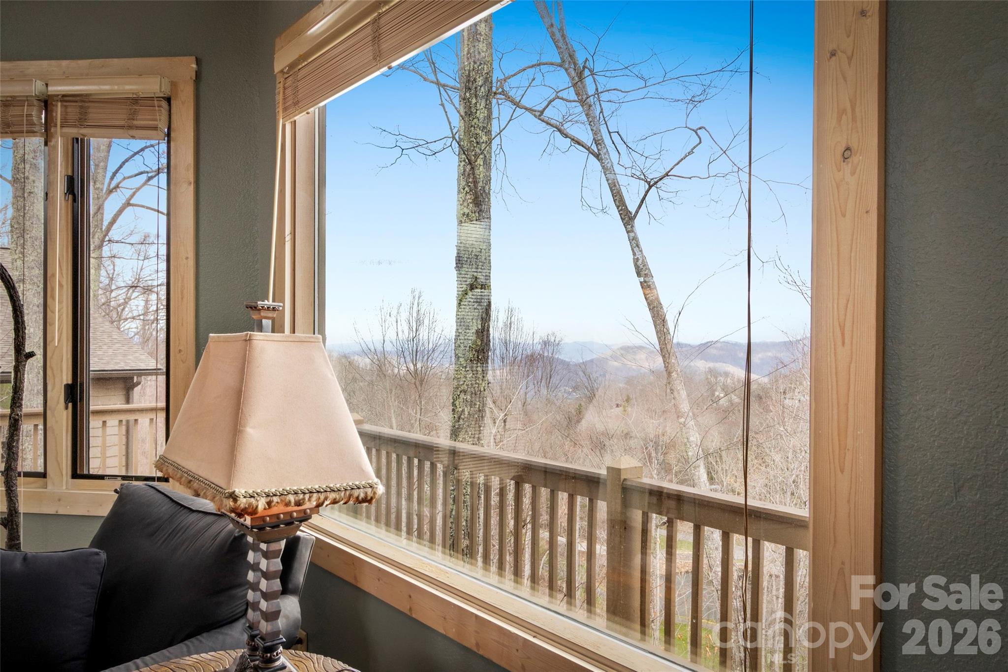 2163 Mountain Air Drive — Burnsville