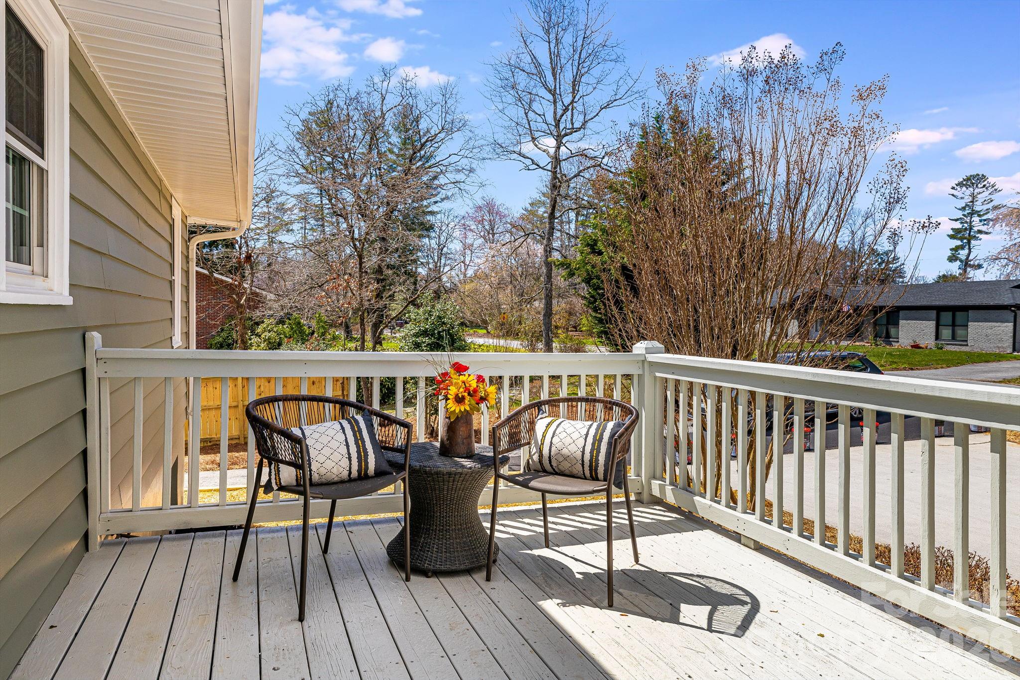 107 Balsam Road — Hendersonville