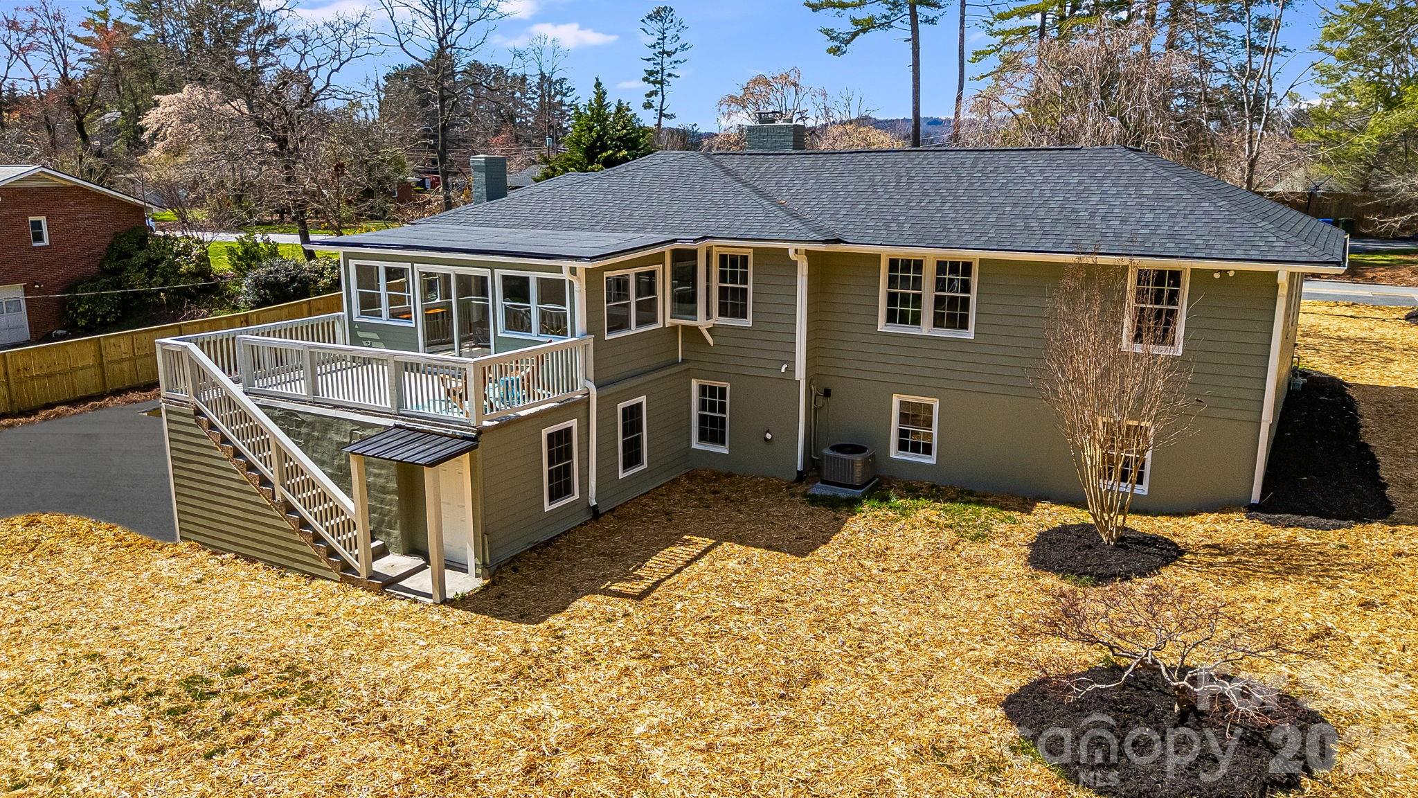 107 Balsam Road — Hendersonville