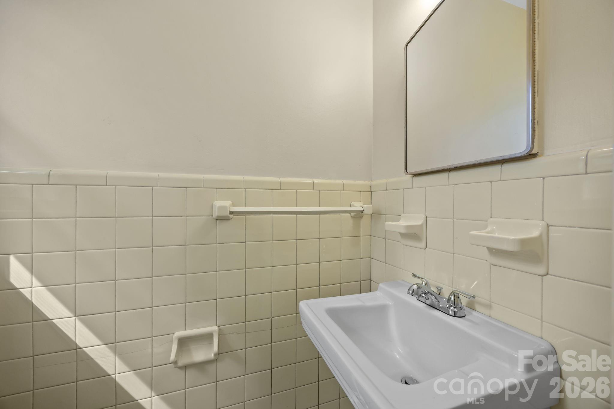 1108 Dartmouth Avenue — High Point