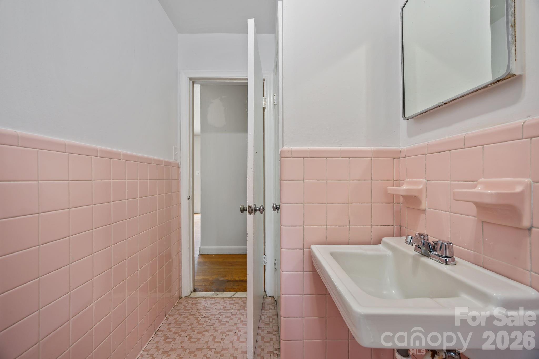 1108 Dartmouth Avenue — High Point
