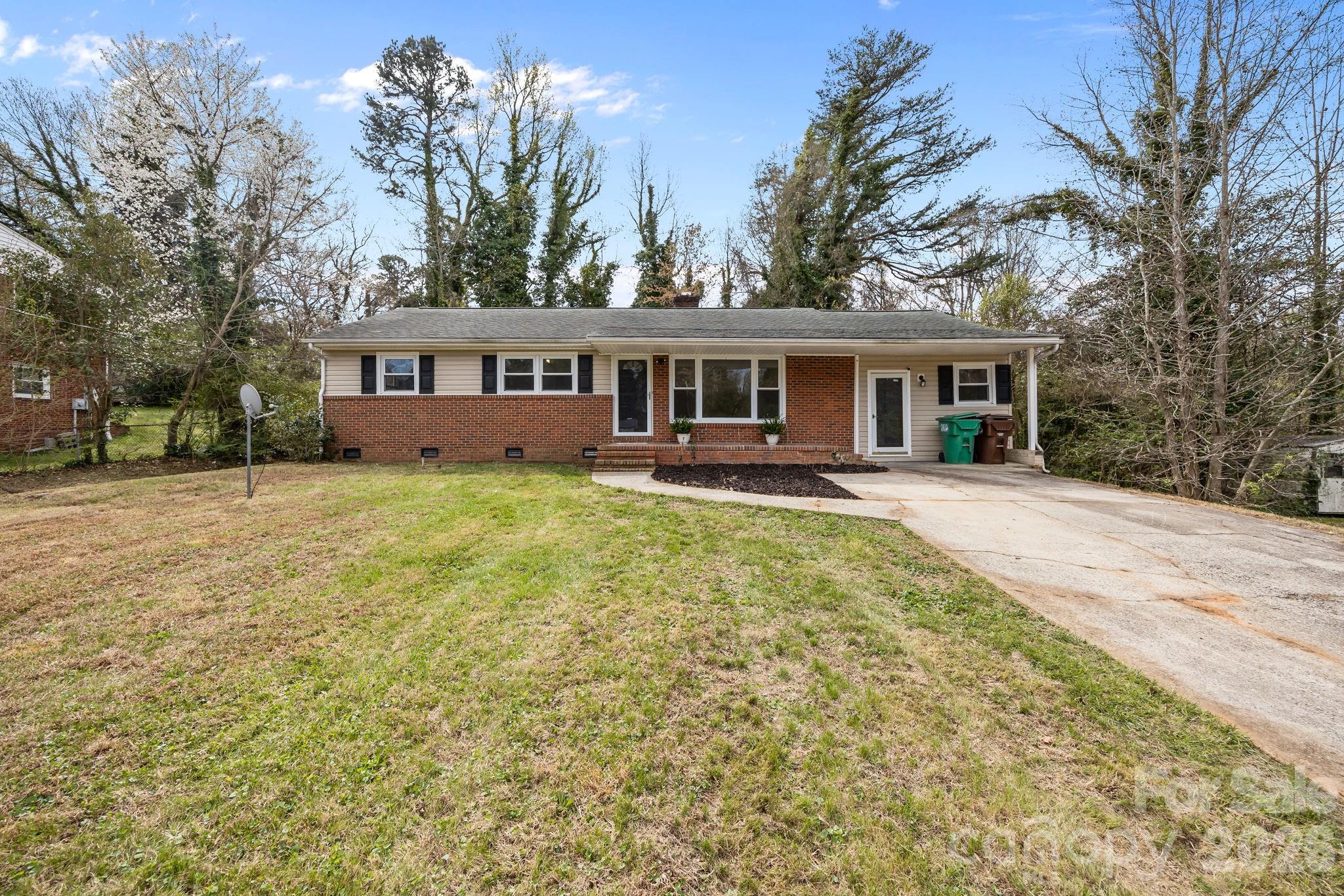 1108 Dartmouth Avenue — High Point