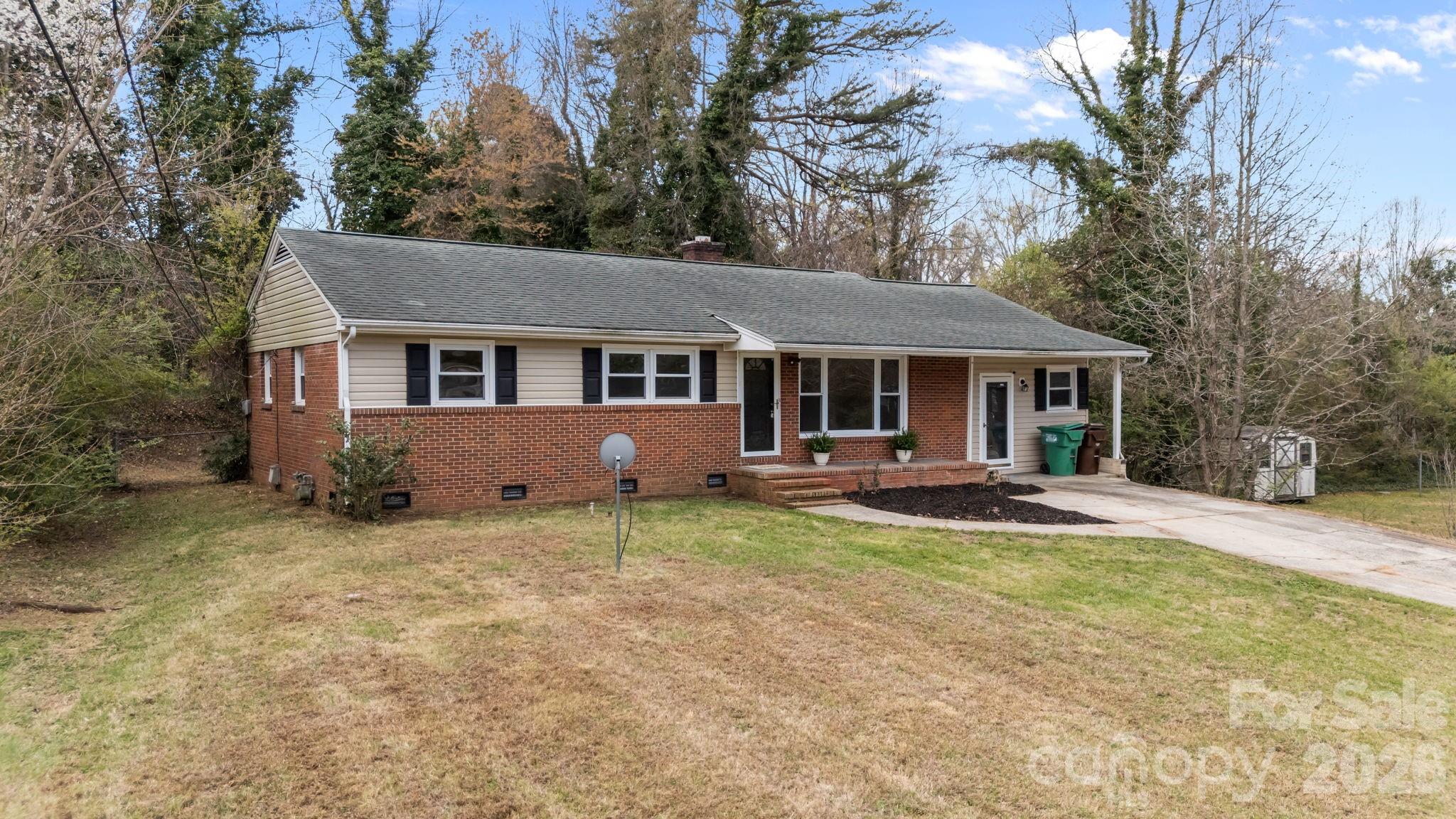 1108 Dartmouth Avenue — High Point