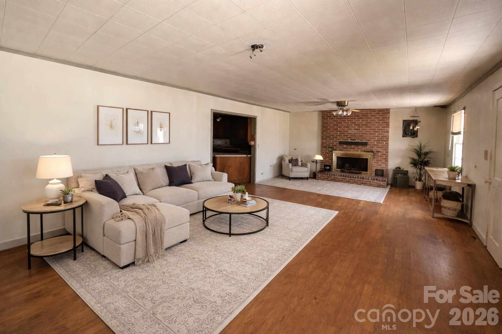412 W Liberty Street — Winnsboro