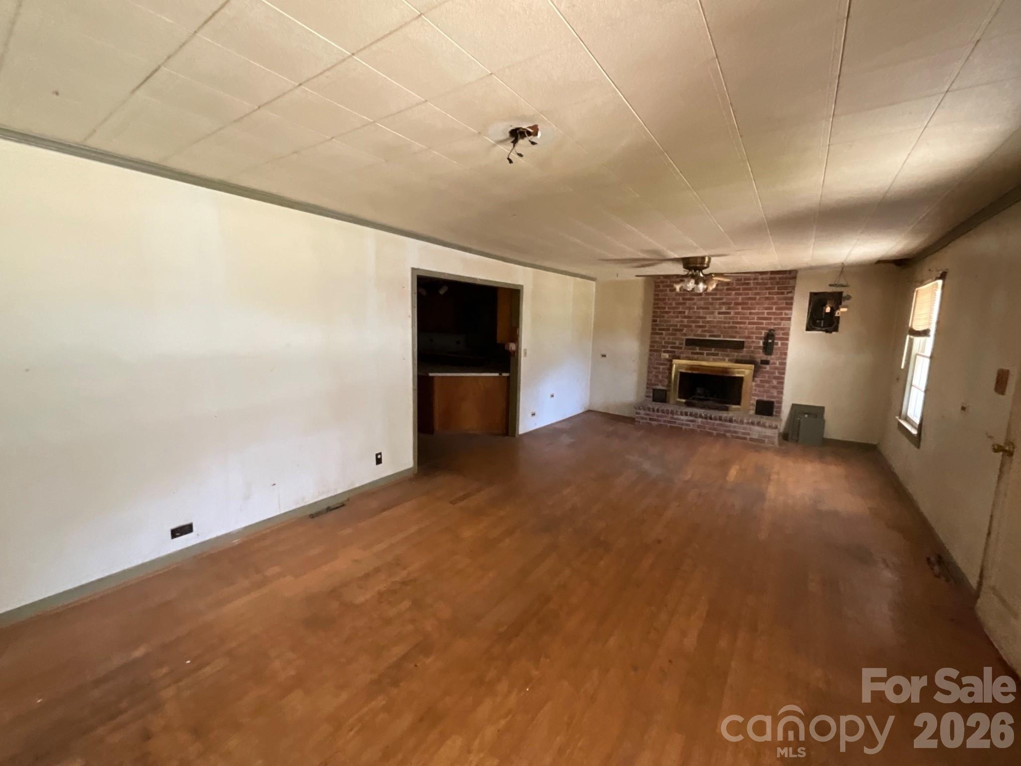 412 W Liberty Street — Winnsboro