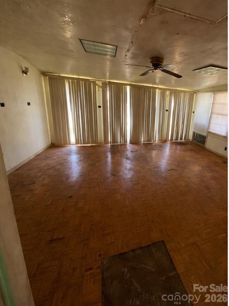 412 W Liberty Street — Winnsboro