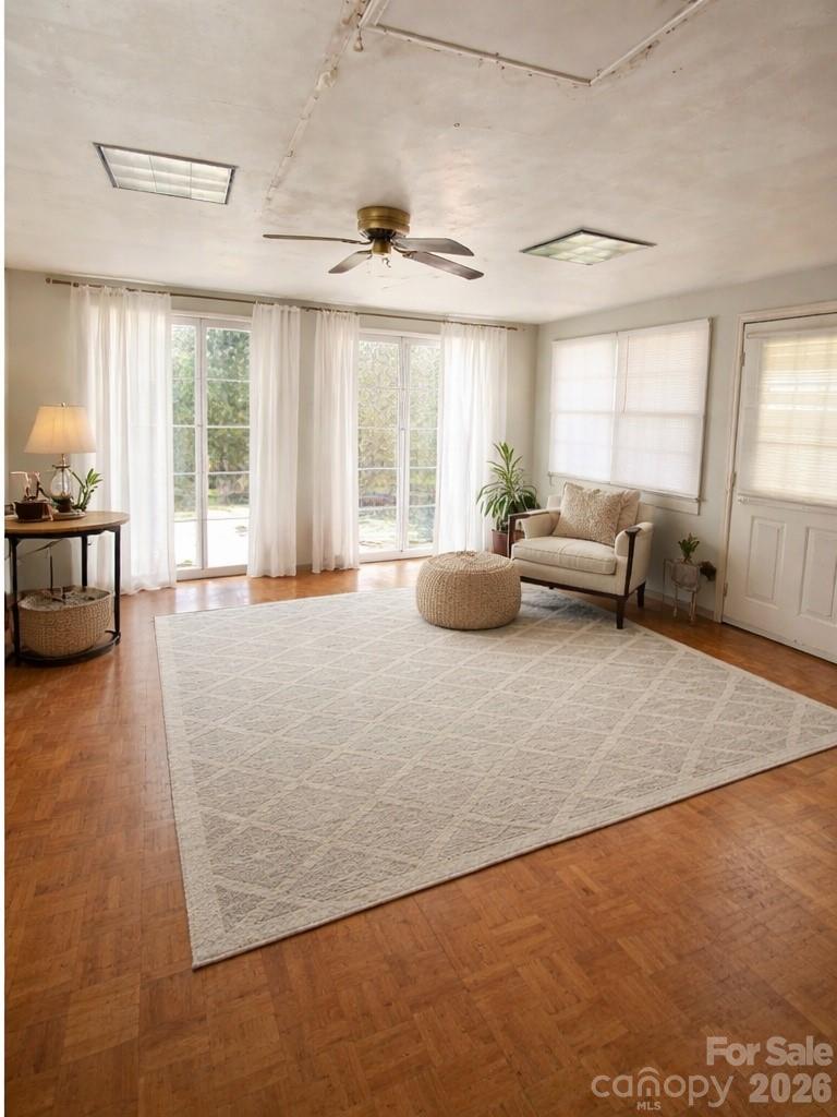 412 W Liberty Street — Winnsboro