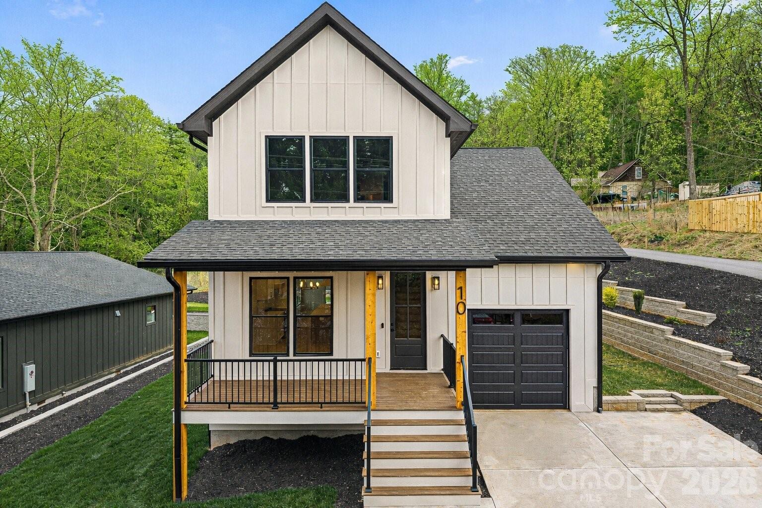 10 Overlook Place — Asheville