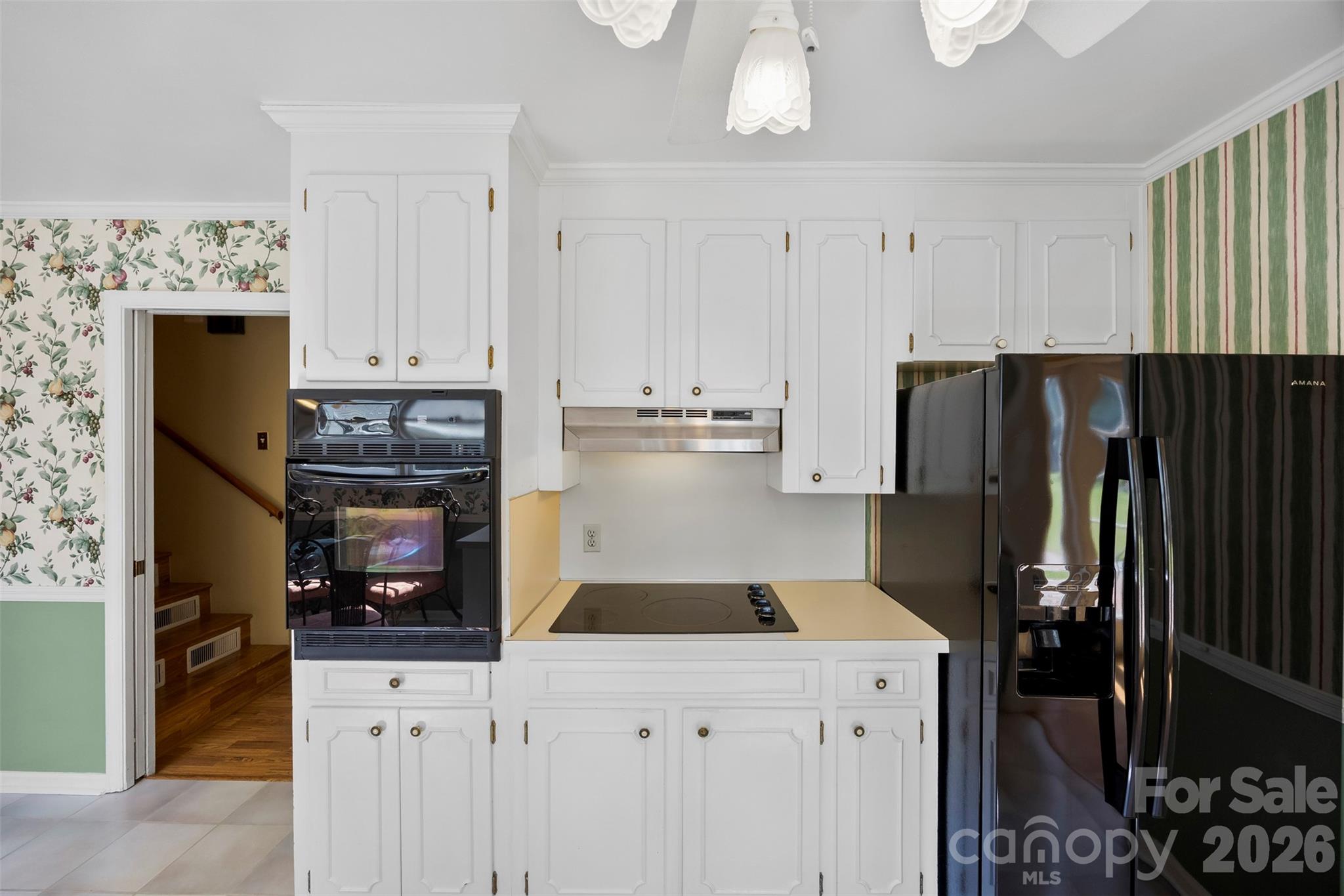 501 Mountainbrook Road — Lancaster
