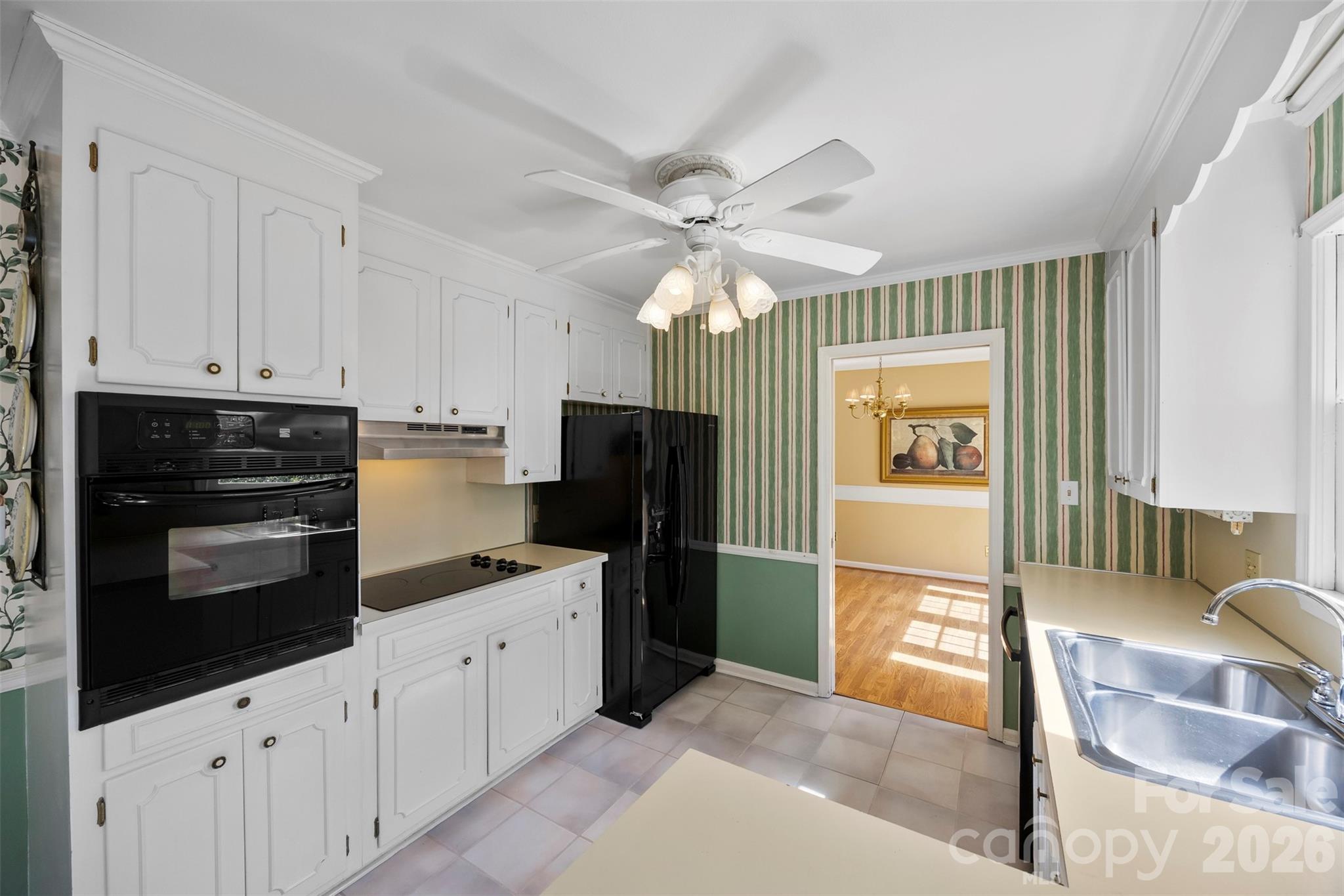 501 Mountainbrook Road — Lancaster