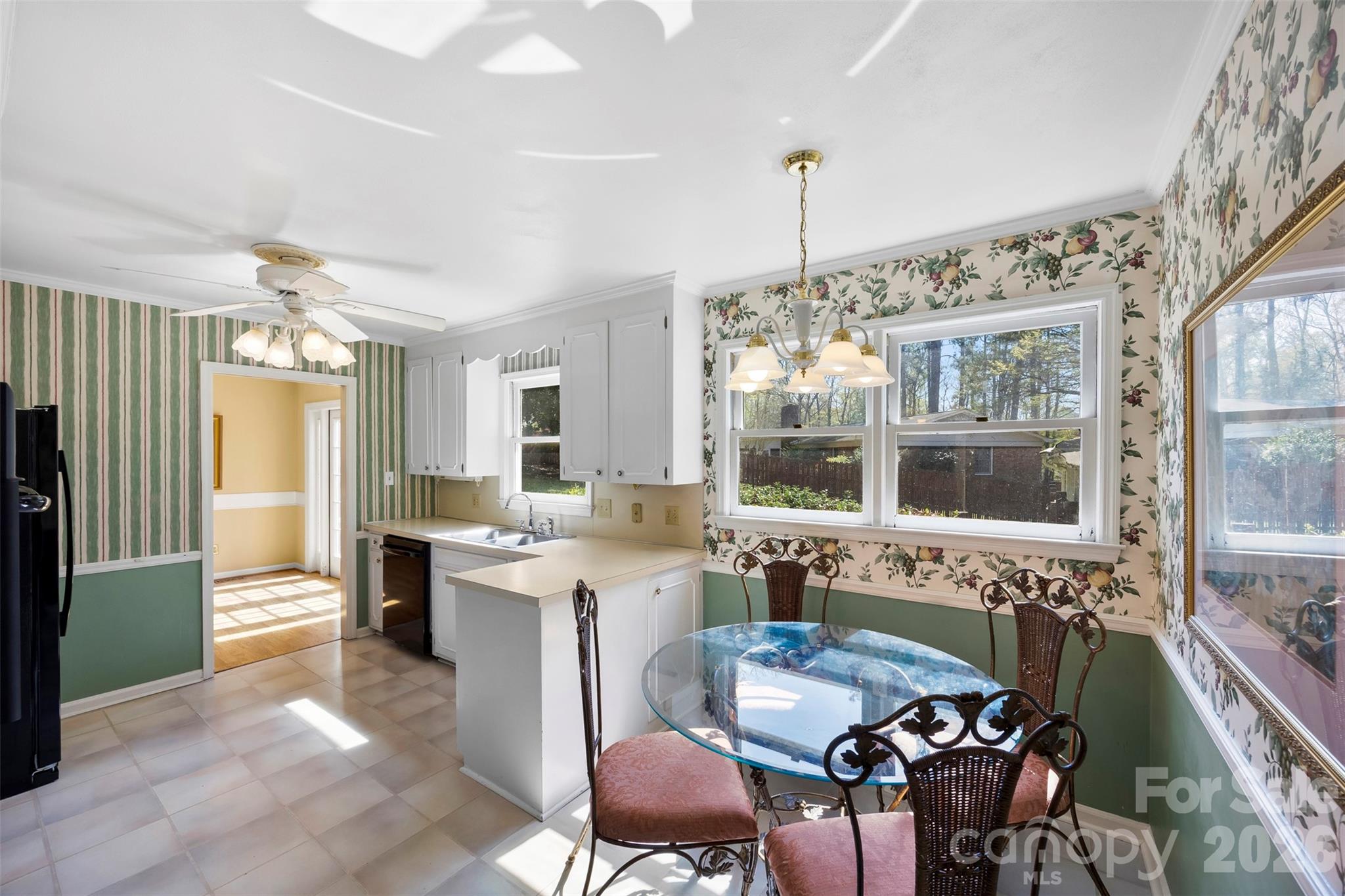 501 Mountainbrook Road — Lancaster