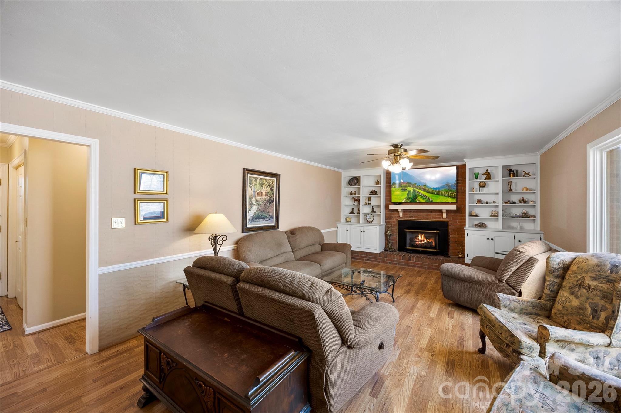 501 Mountainbrook Road — Lancaster