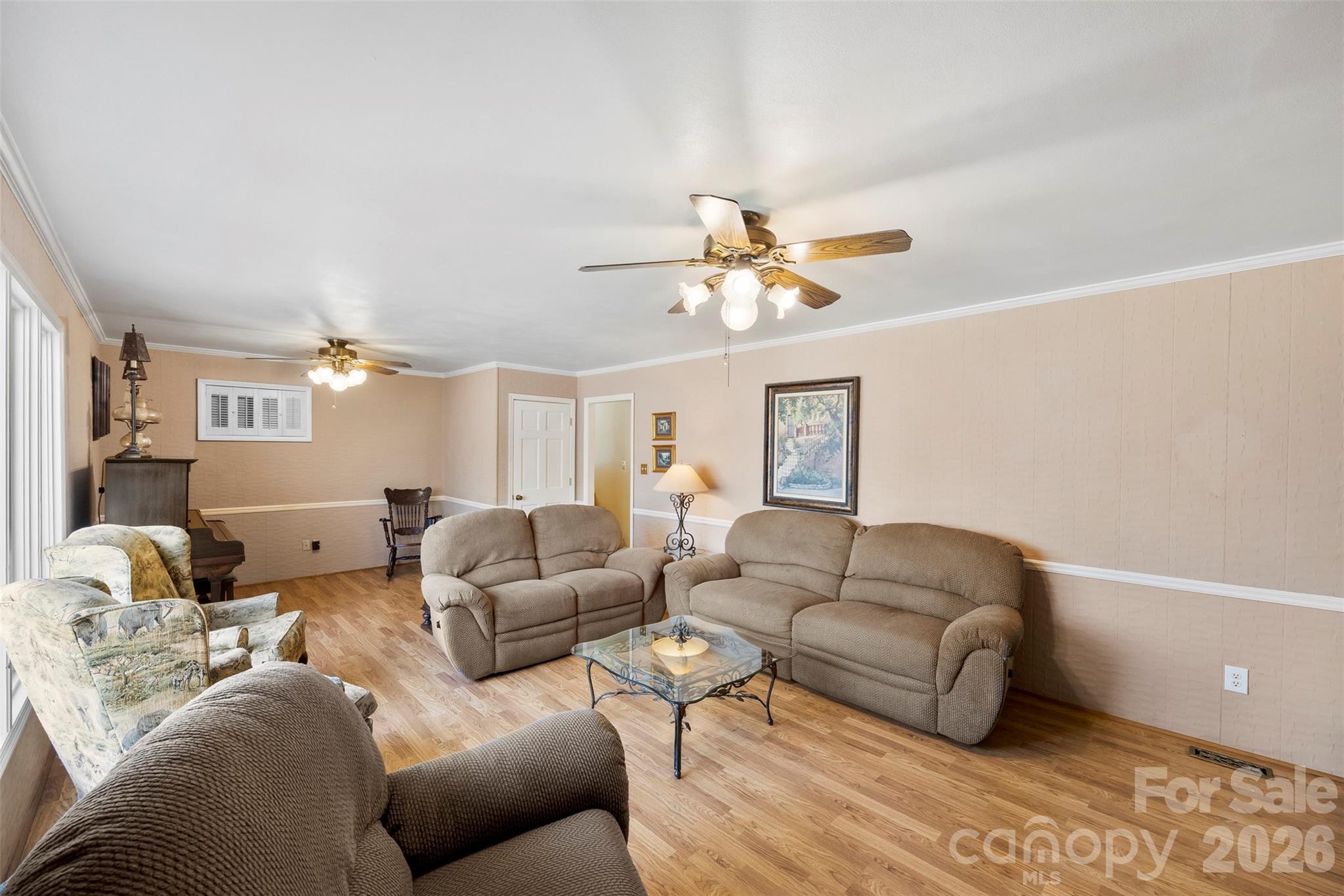 501 Mountainbrook Road — Lancaster