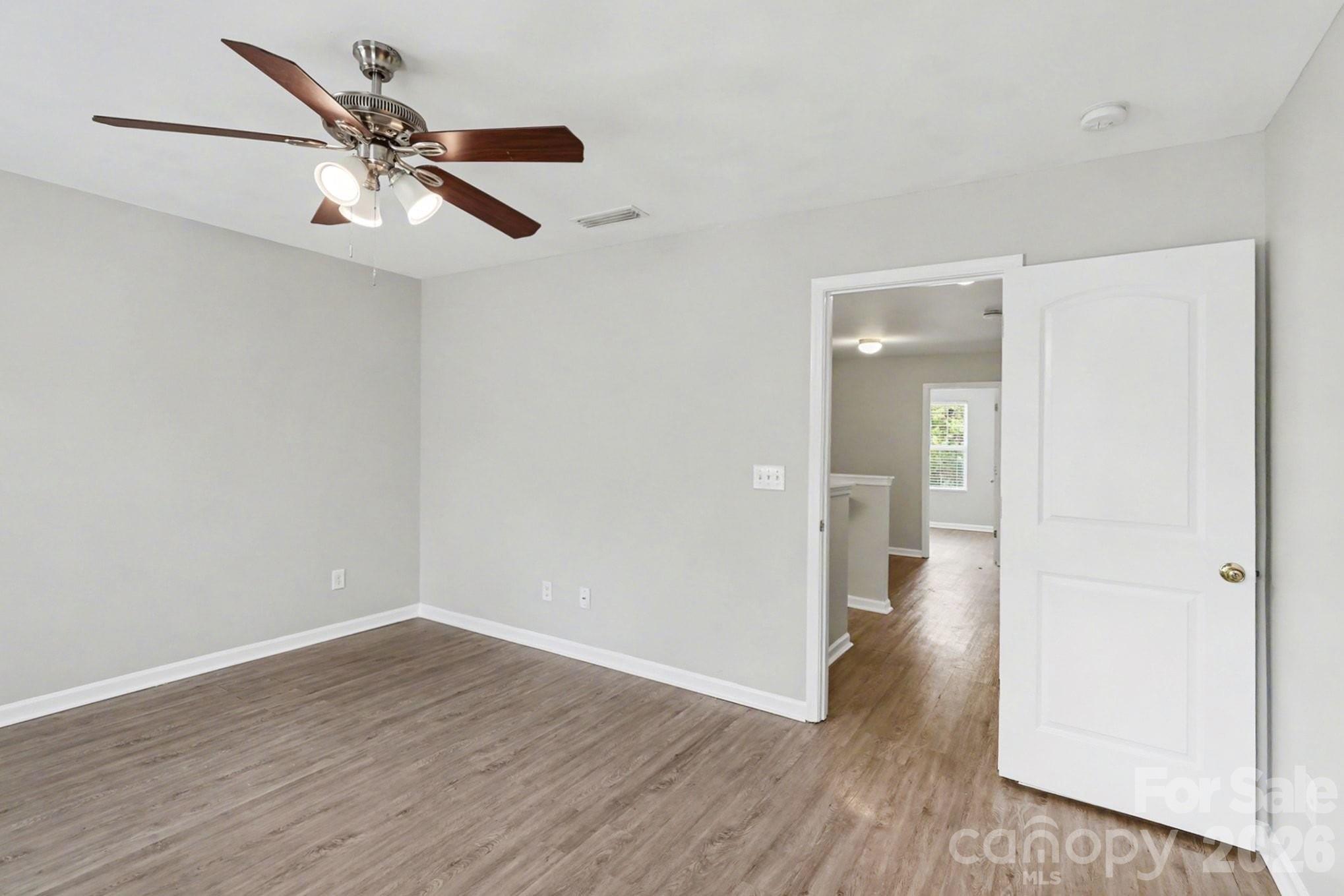 999 Ramsgate Drive SW — Concord