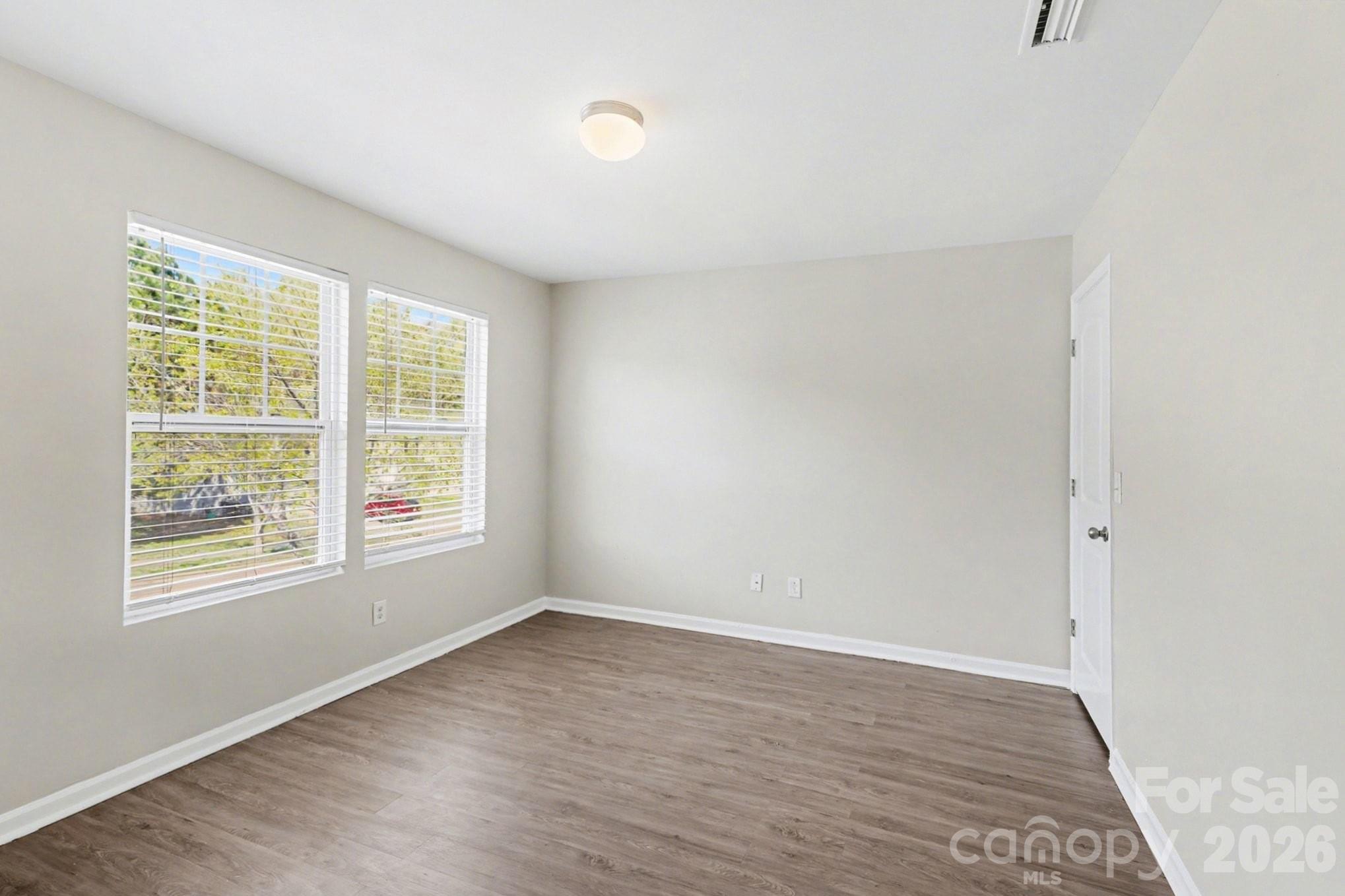 999 Ramsgate Drive SW — Concord
