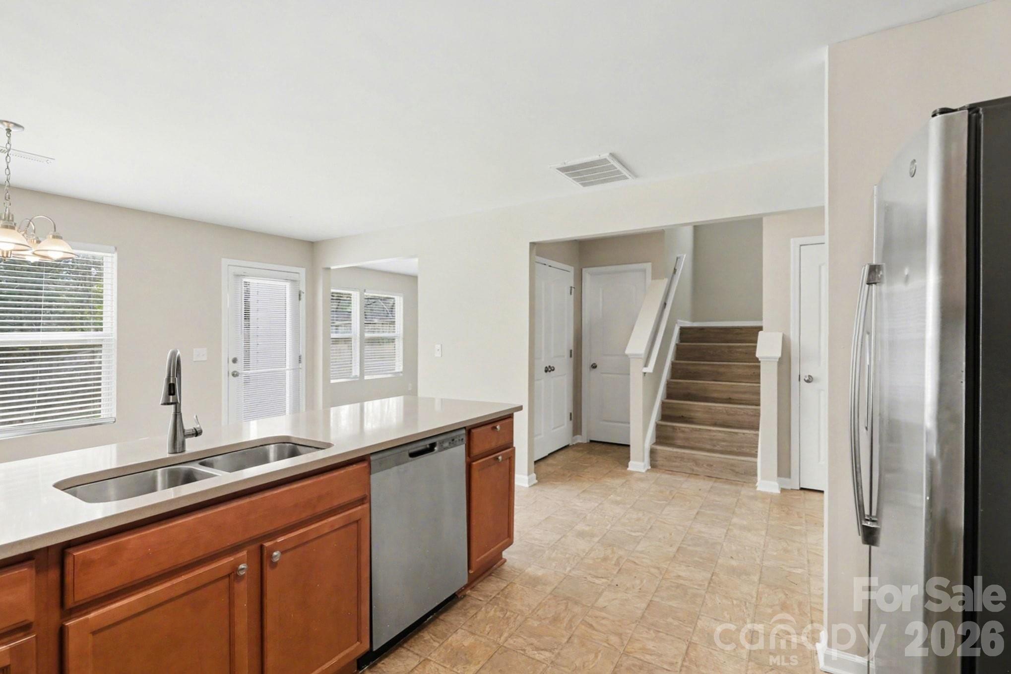 999 Ramsgate Drive SW — Concord