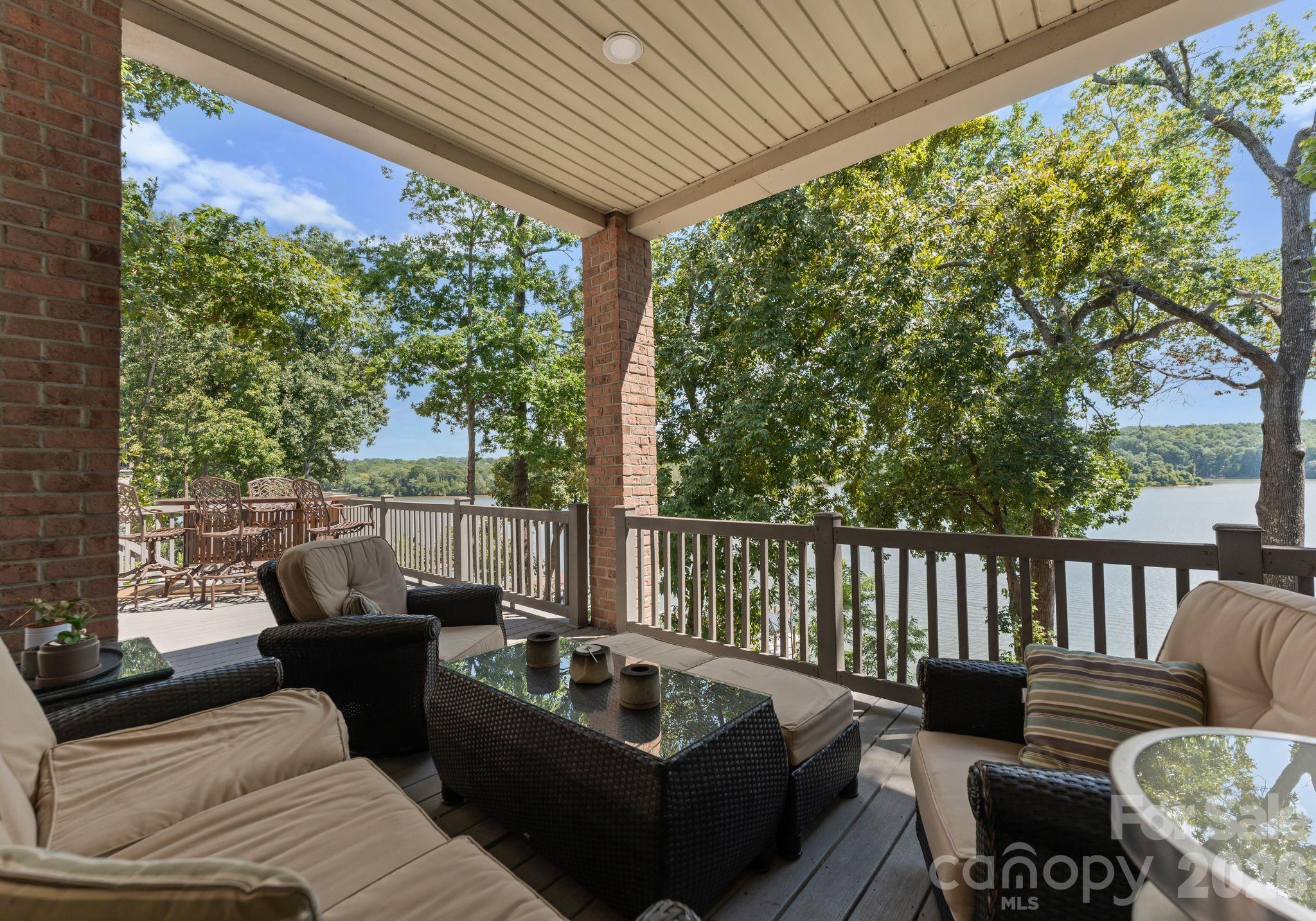3251 Lake Pointe Drive — Belmont