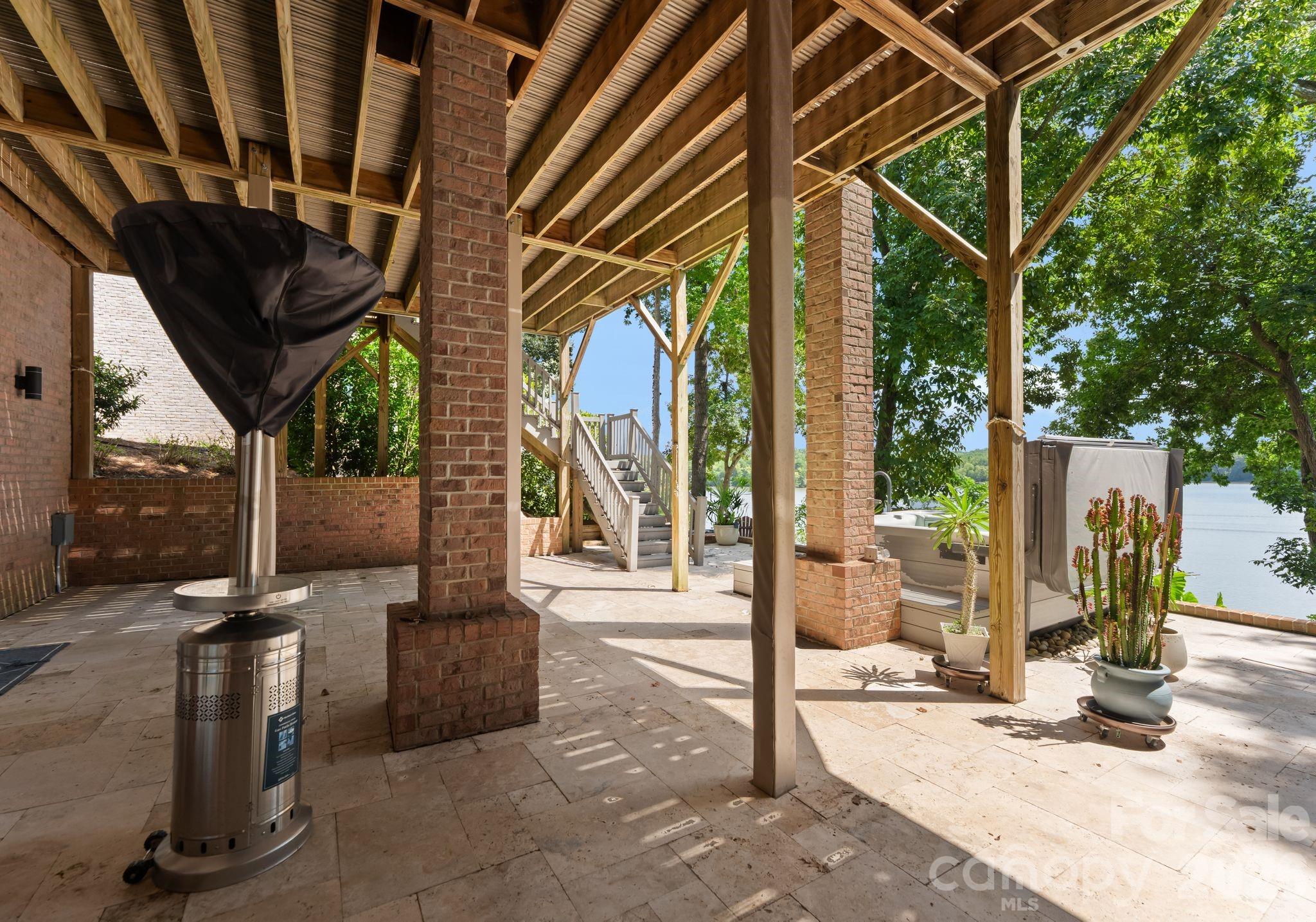3251 Lake Pointe Drive — Belmont