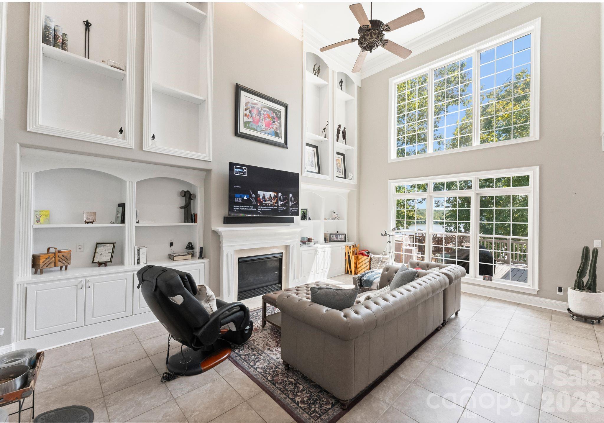 3251 Lake Pointe Drive — Belmont