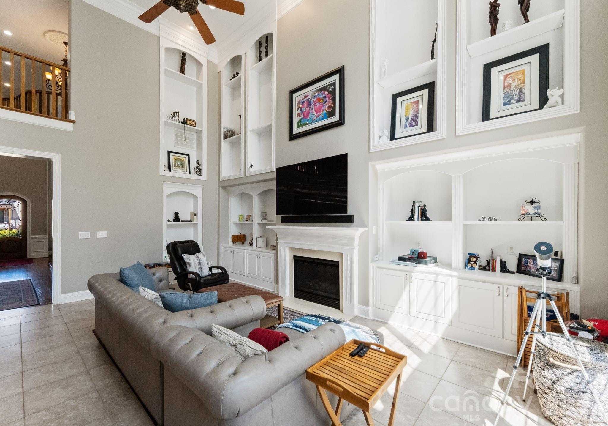 3251 Lake Pointe Drive — Belmont