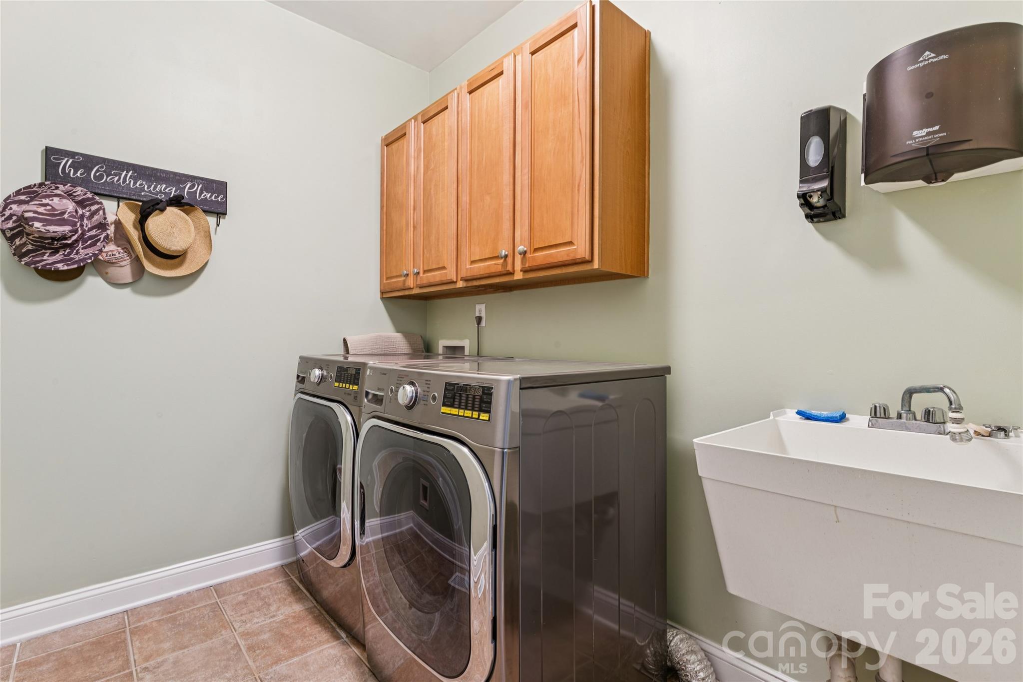 2678 Landing Pointe Drive — Clover