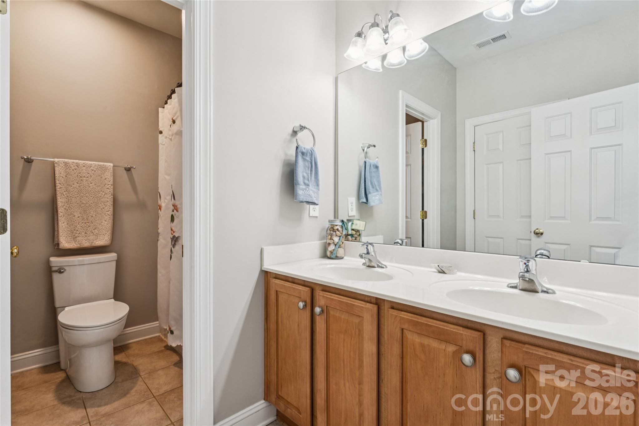 2678 Landing Pointe Drive — Clover