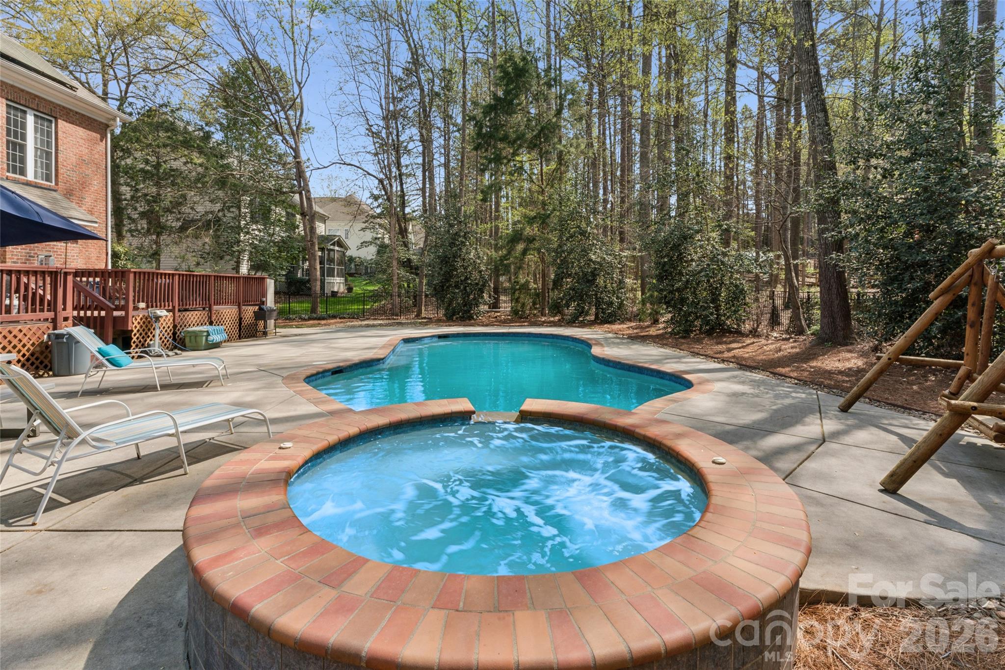 2678 Landing Pointe Drive — Clover