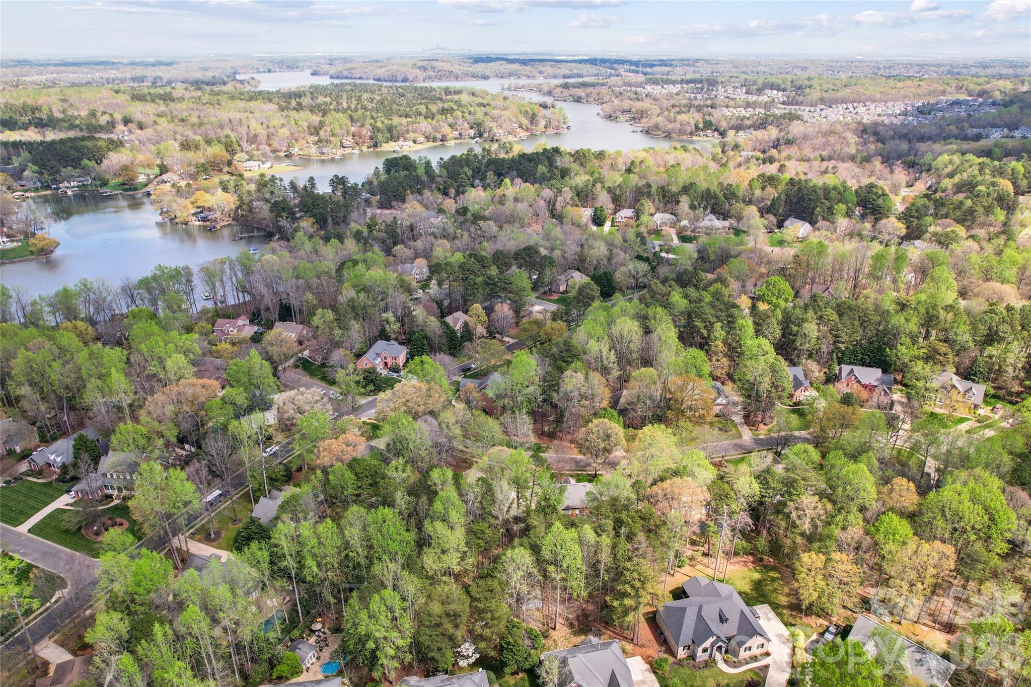 2678 Landing Pointe Drive — Clover