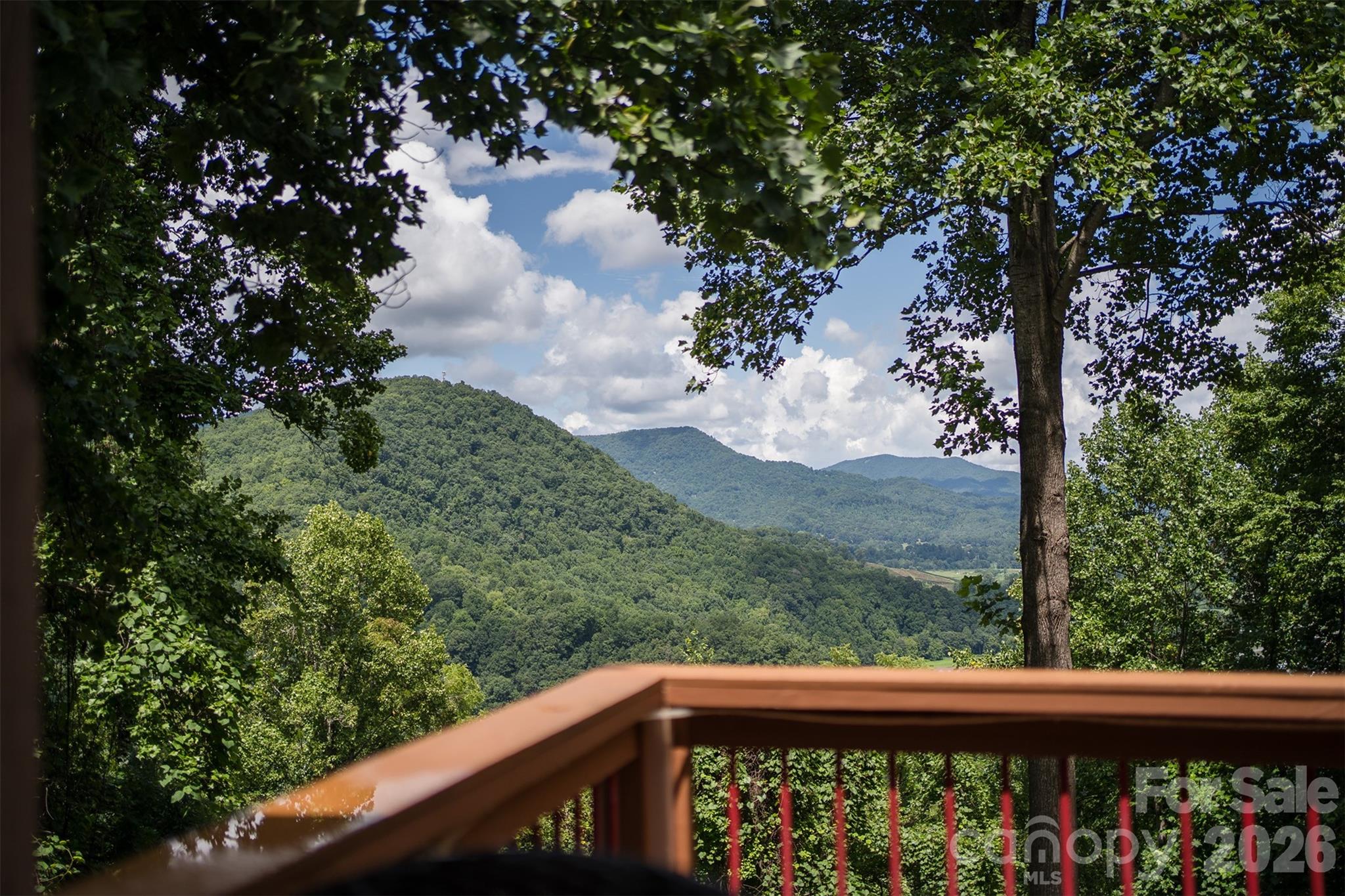 612 Whispering Winds Road — Waynesville