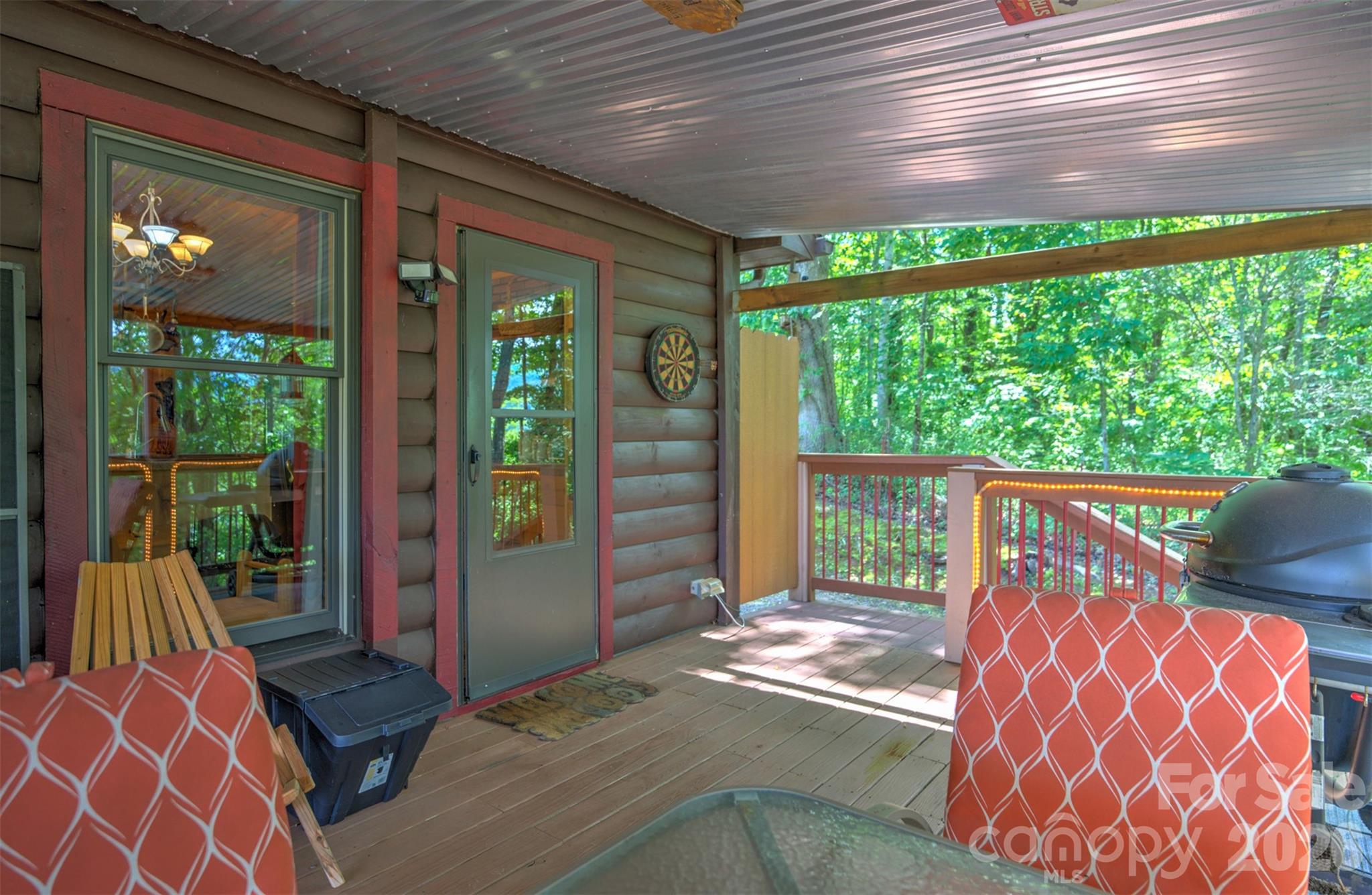 612 Whispering Winds Road — Waynesville