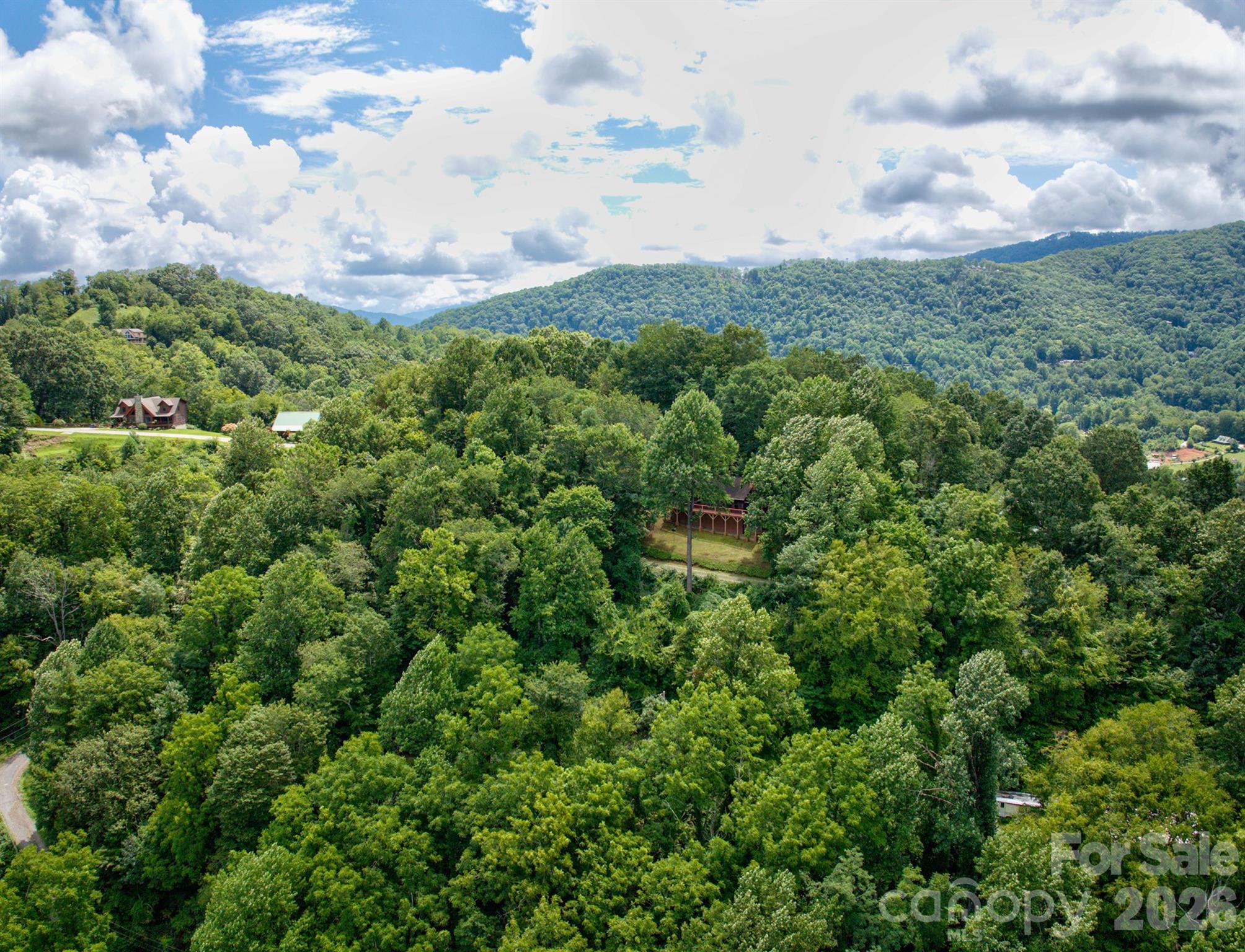 612 Whispering Winds Road — Waynesville