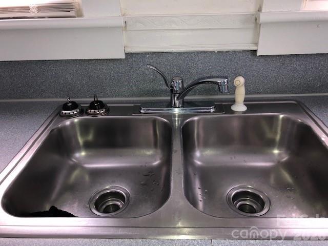 2251 Bristol Road — Statesville