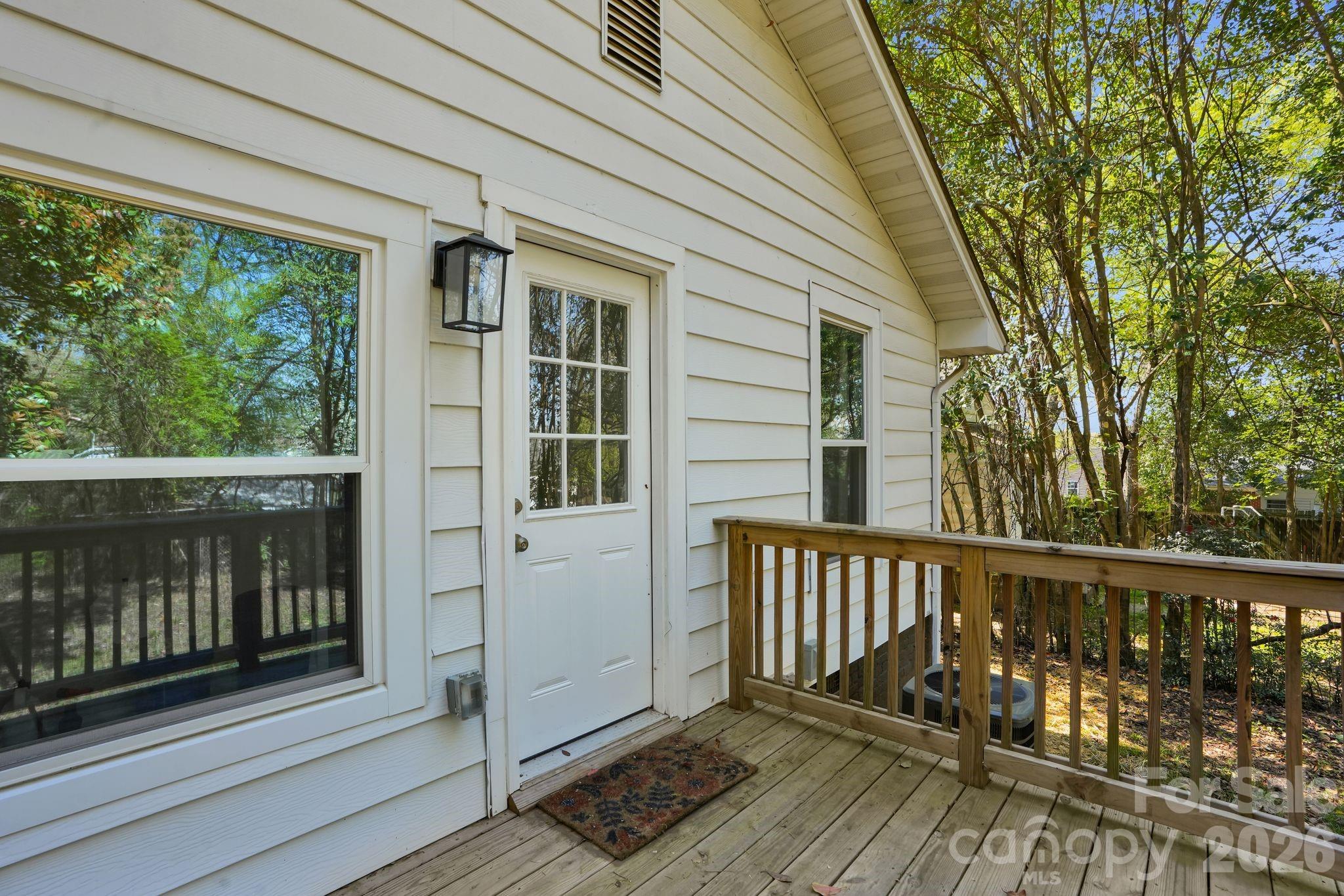 280 Buffalo Avenue NW — Concord
