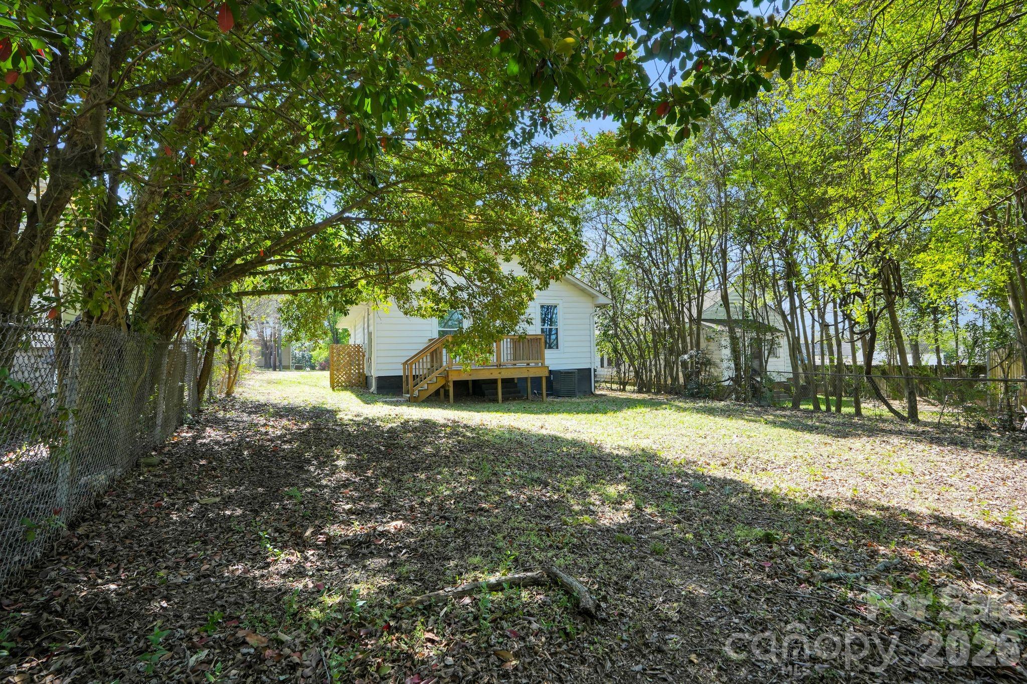 280 Buffalo Avenue NW — Concord