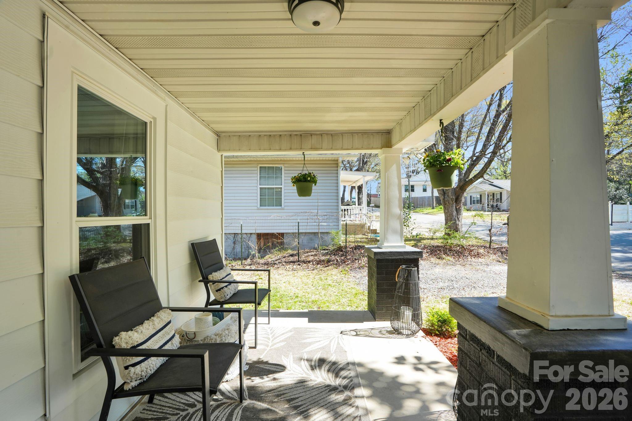 280 Buffalo Avenue NW — Concord